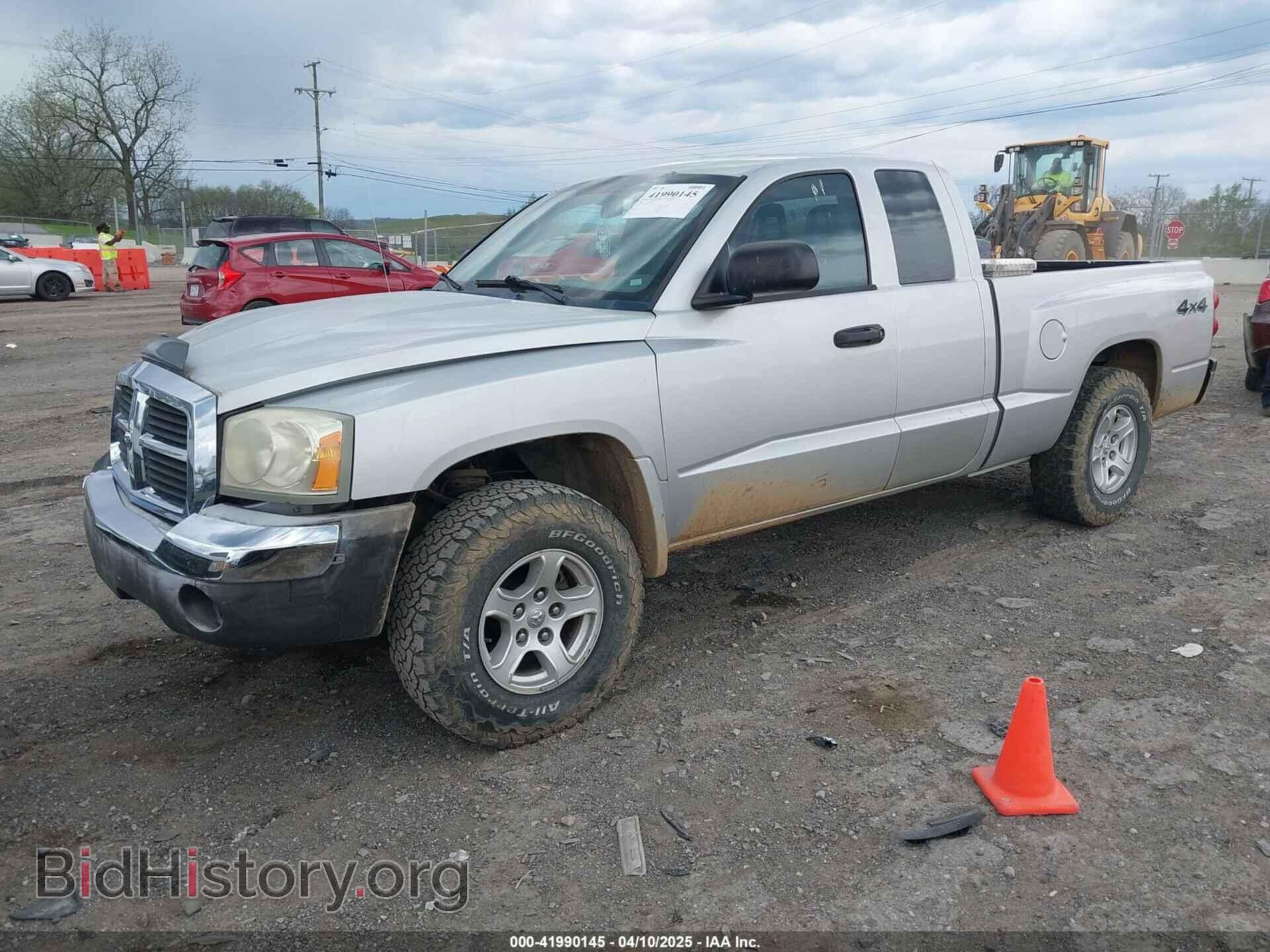 2005 DODGE DAKOTA - VIN: 1D7HW42K85S306467 - Фото 2