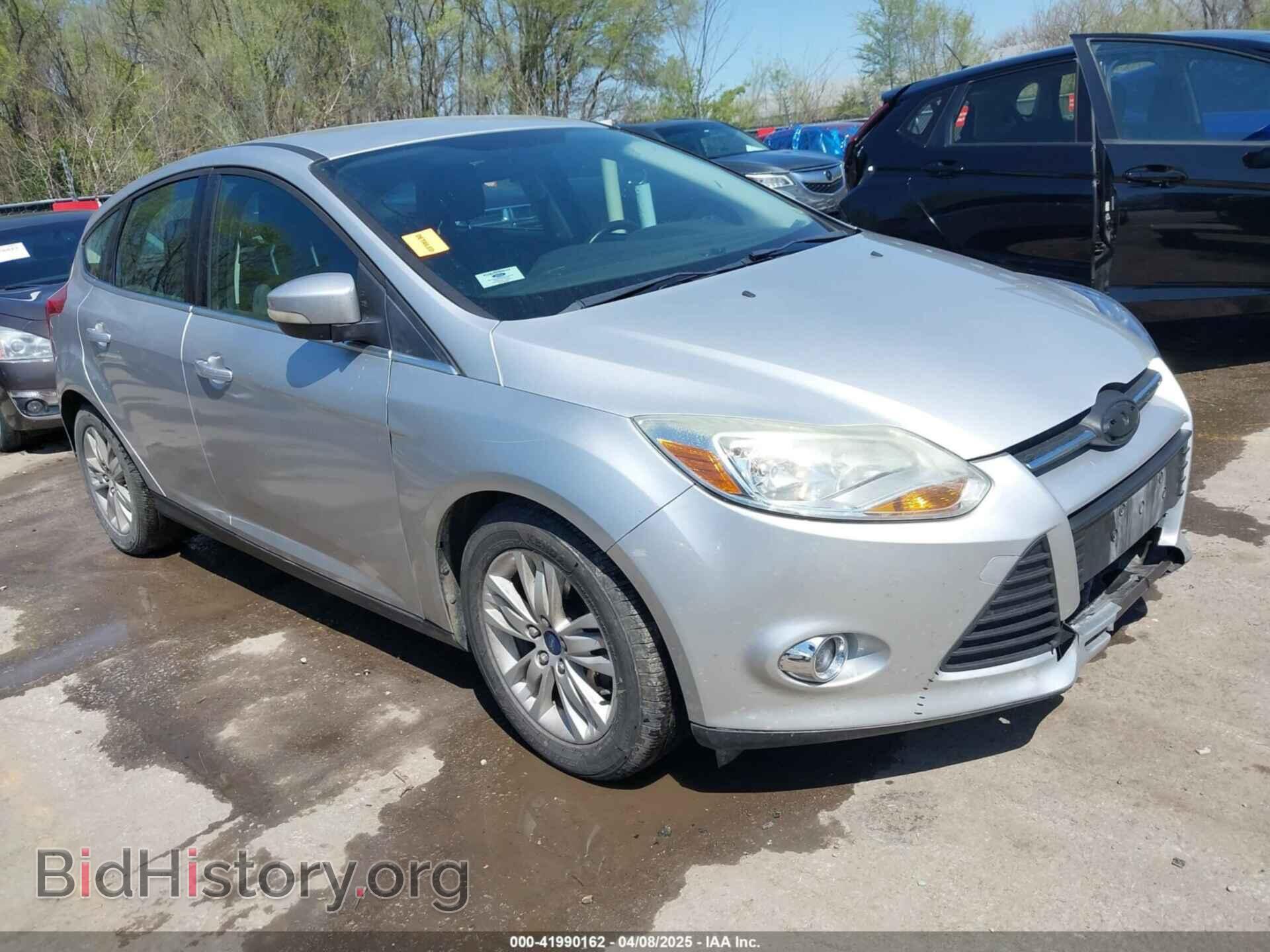 Фотография 1FAHP3M24CL303190 - FORD FOCUS 2012