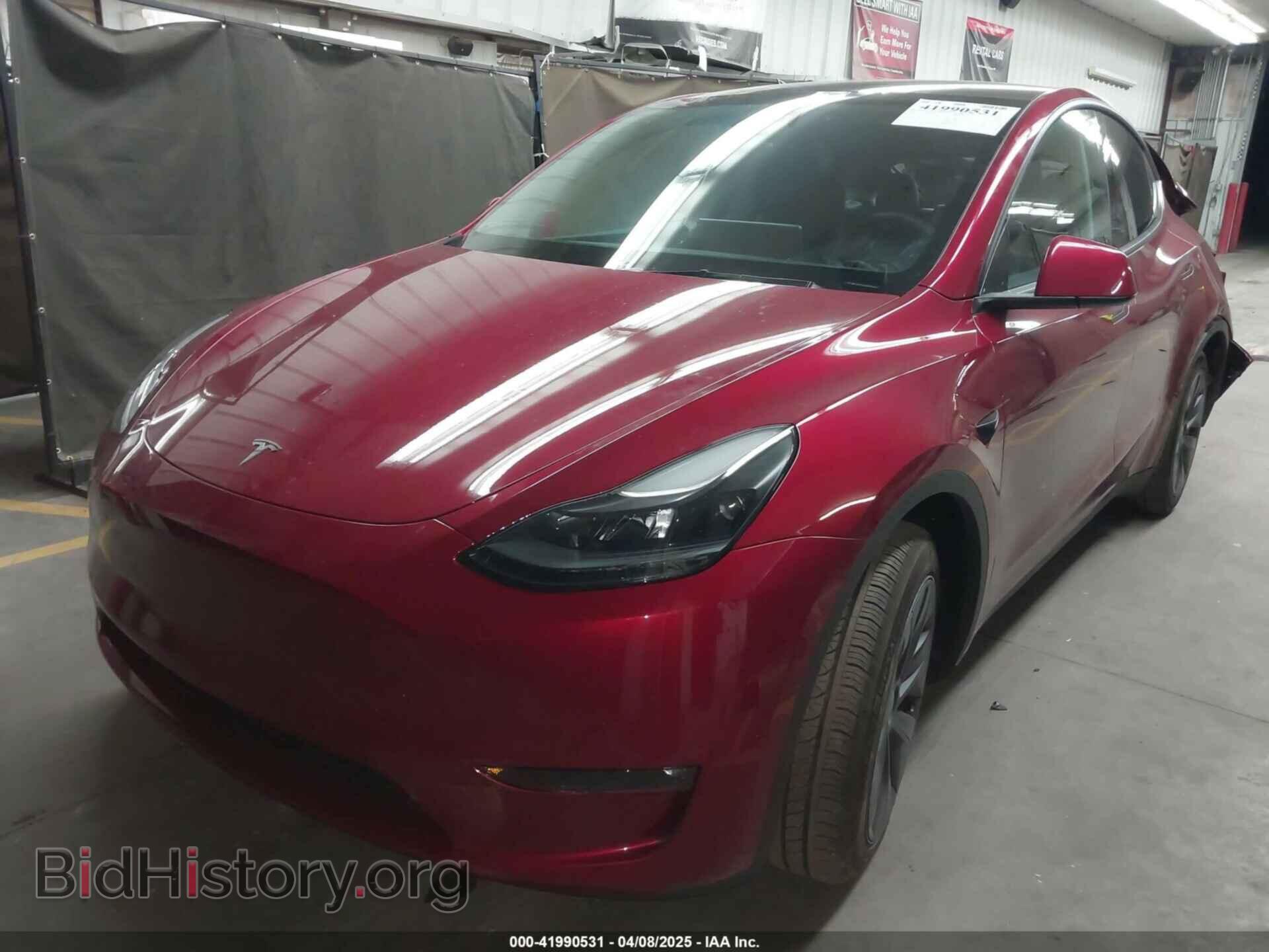 2024 TESLA MODEL Y - VIN: 7SAYGDEE2RF128512 - Фото 2