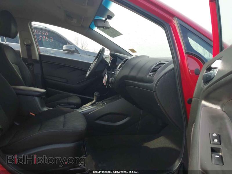 2016 Kia FORTE (VIN KNAFK4A64G5558751) — фото 5 из 17