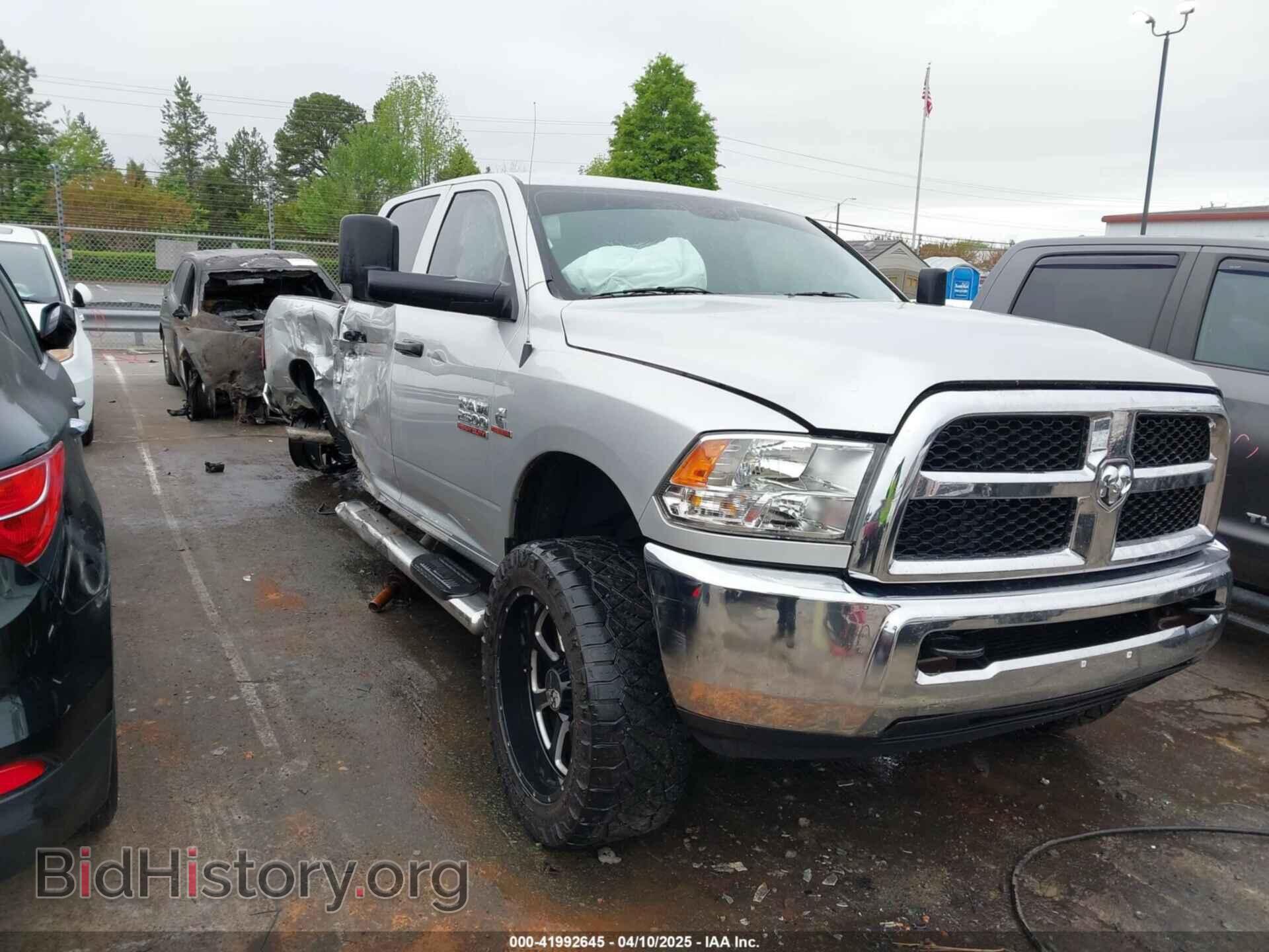 Photo 3C6UR5CL3HG529578 - RAM 2500 2017