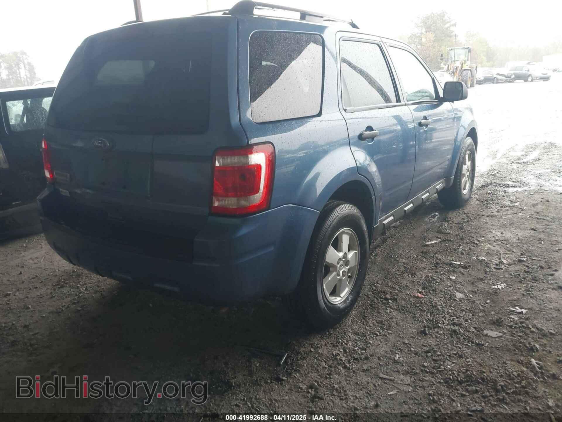 2010 FORD ESCAPE - VIN: 1FMCU9D74AKB60784 - Фото 4