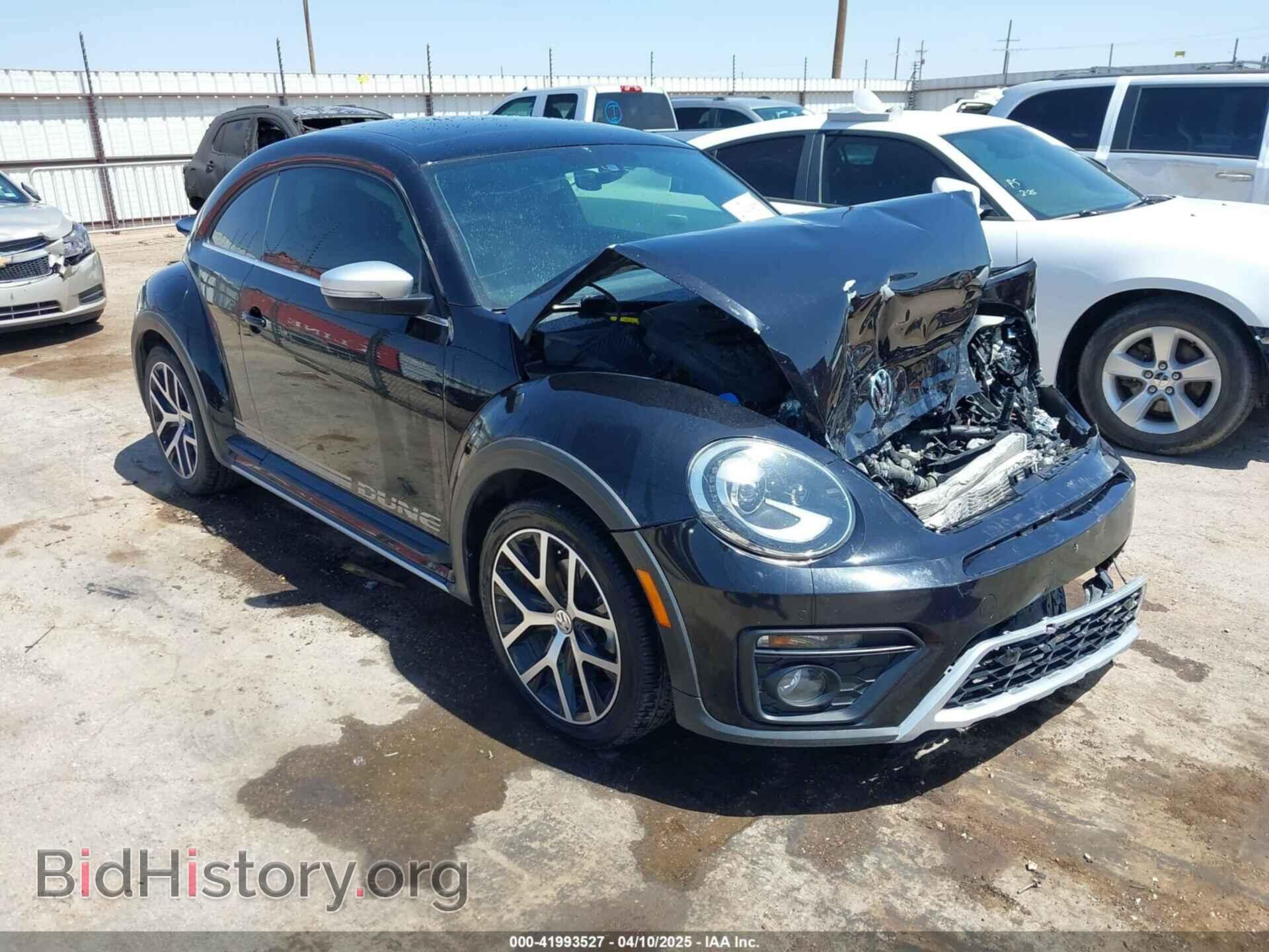 Photo 3VWSD7AT1JM702354 - VOLKSWAGEN BEETLE 2018