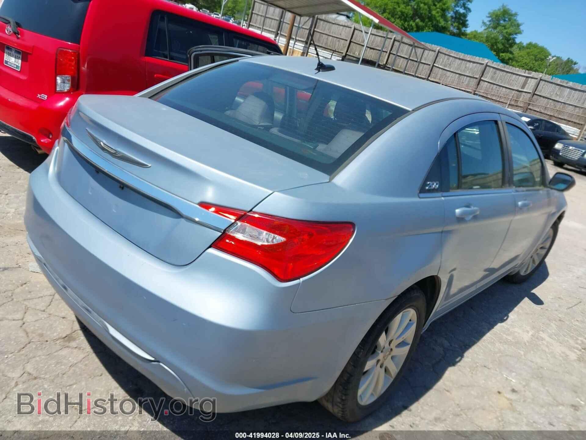 2013 CHRYSLER 200 - VIN: 1C3CCBBB6DN696200 - Фото 4