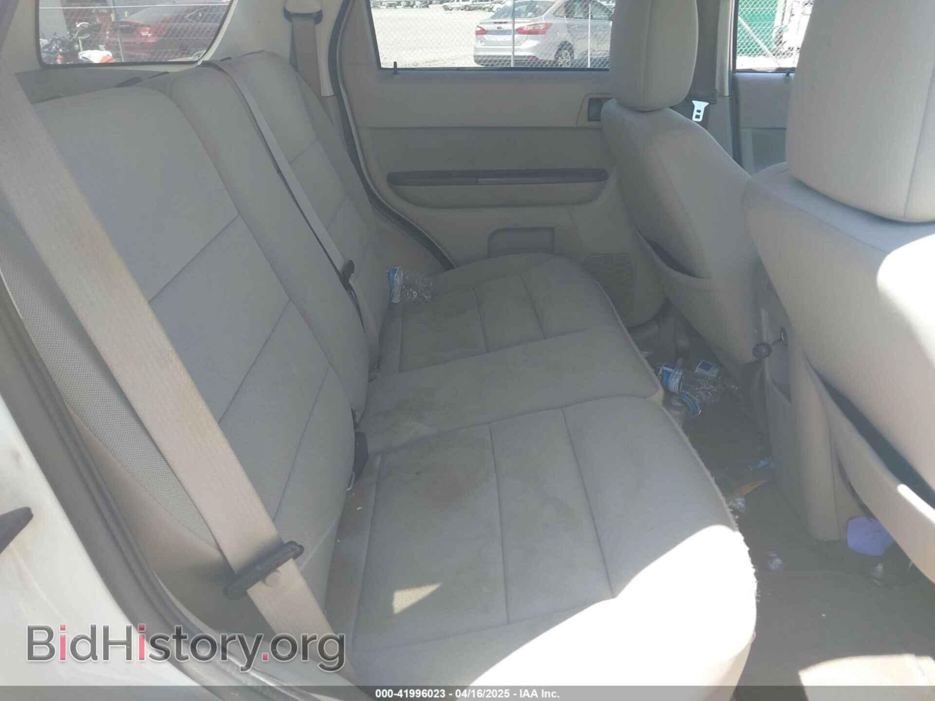 2010 FORD ESCAPE - VIN: 1FMCU0D74AKC67975 - Photo 8