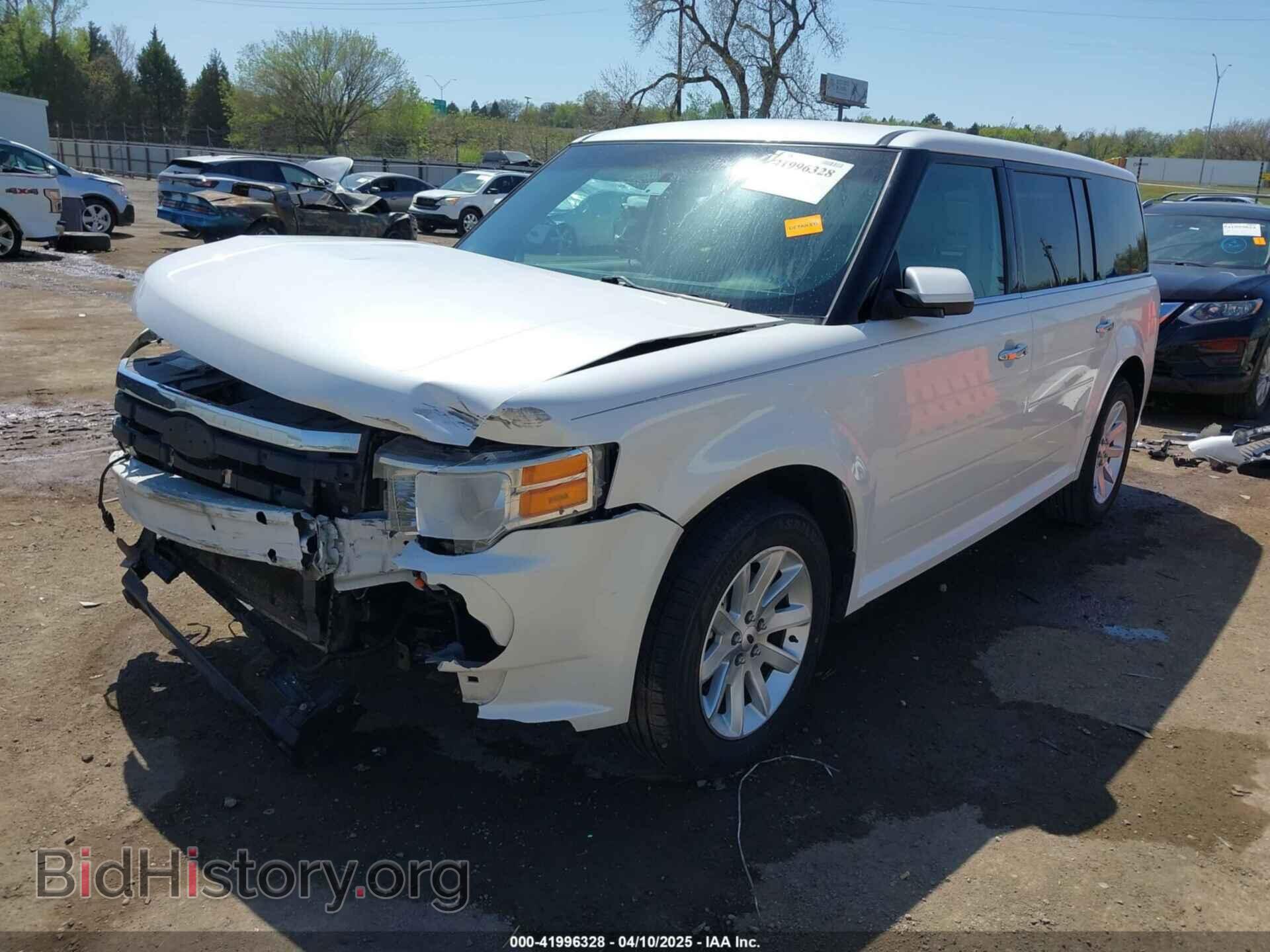 2011 FORD FLEX - VIN: 2FMGK5CCXBBD33993 - Фото 2