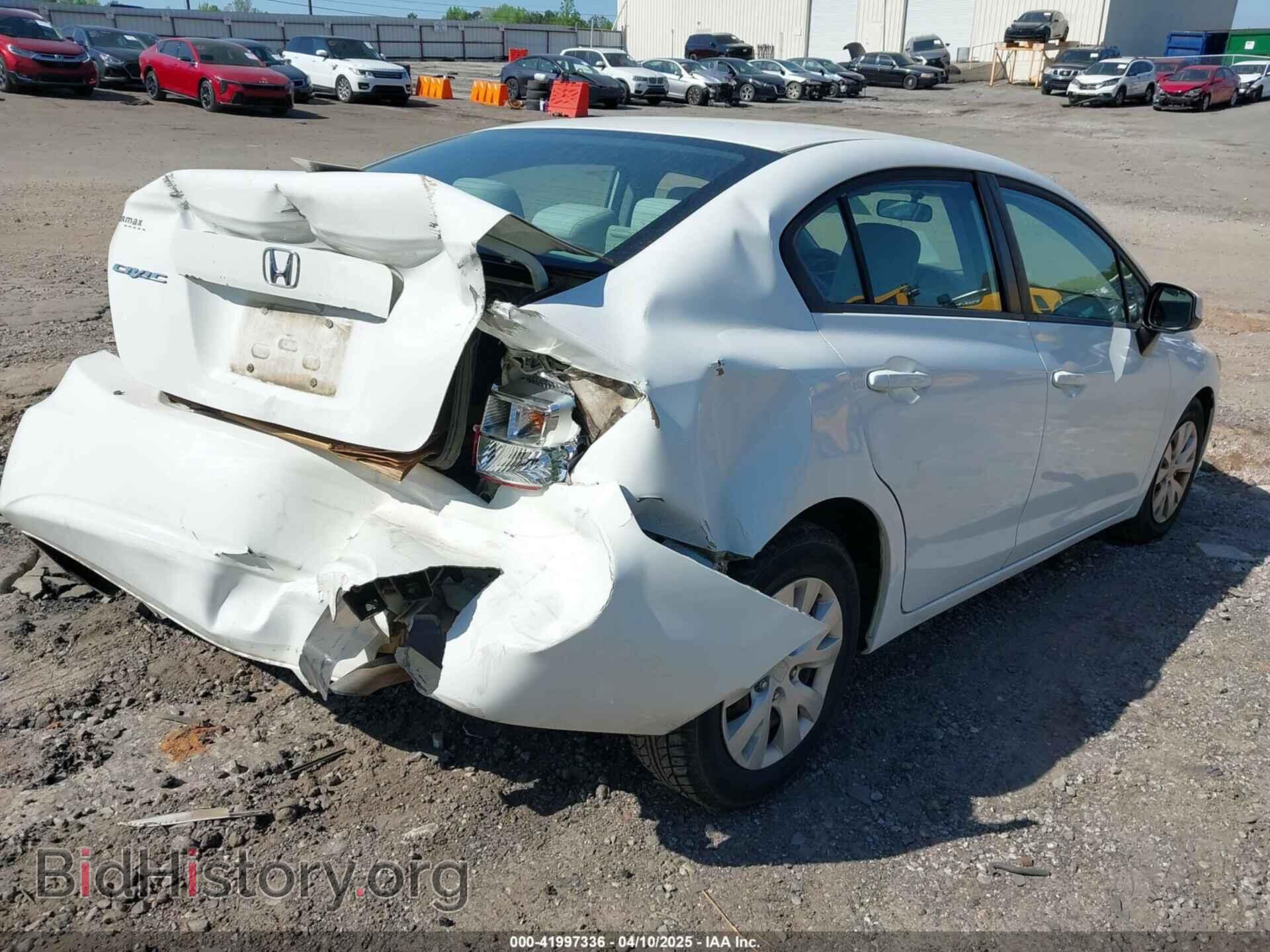 2012 HONDA CIVIC - VIN: 2HGFB2F57CH592498 - Фото 4