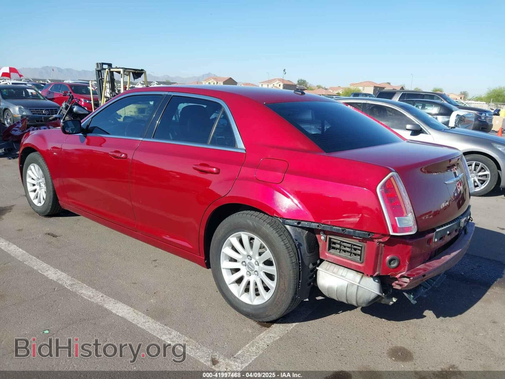2013 CHRYSLER 300 - VIN: 2C3CCAAG3DH611992 - Фото 3