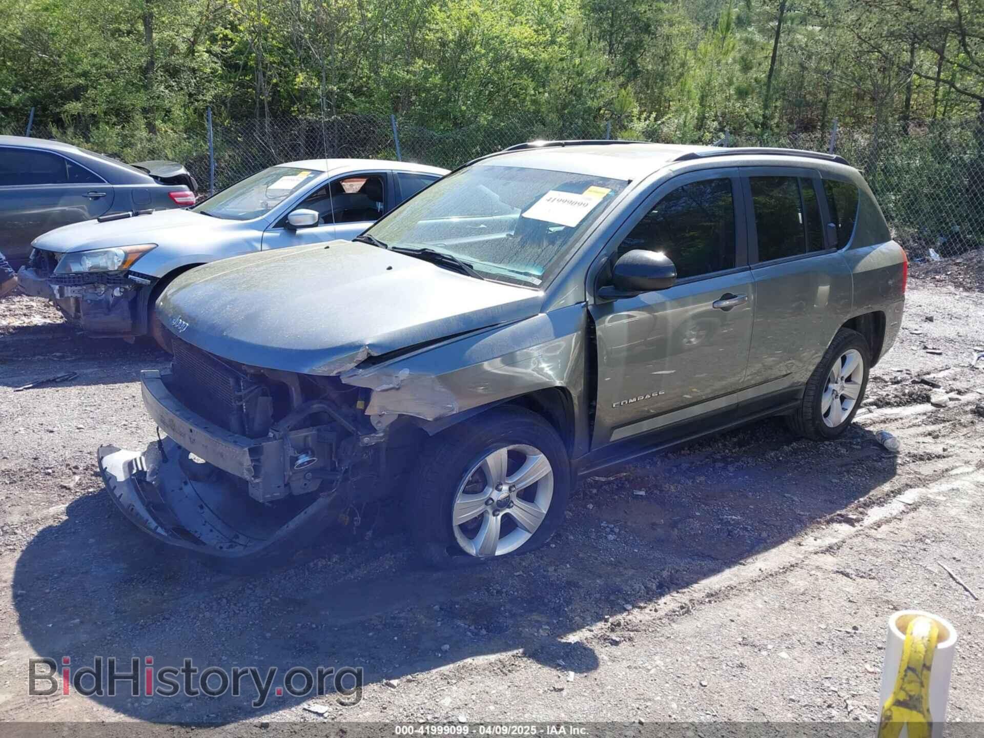 2012 JEEP COMPASS - VIN: 1C4NJCEA5CD626372 - Photo 2