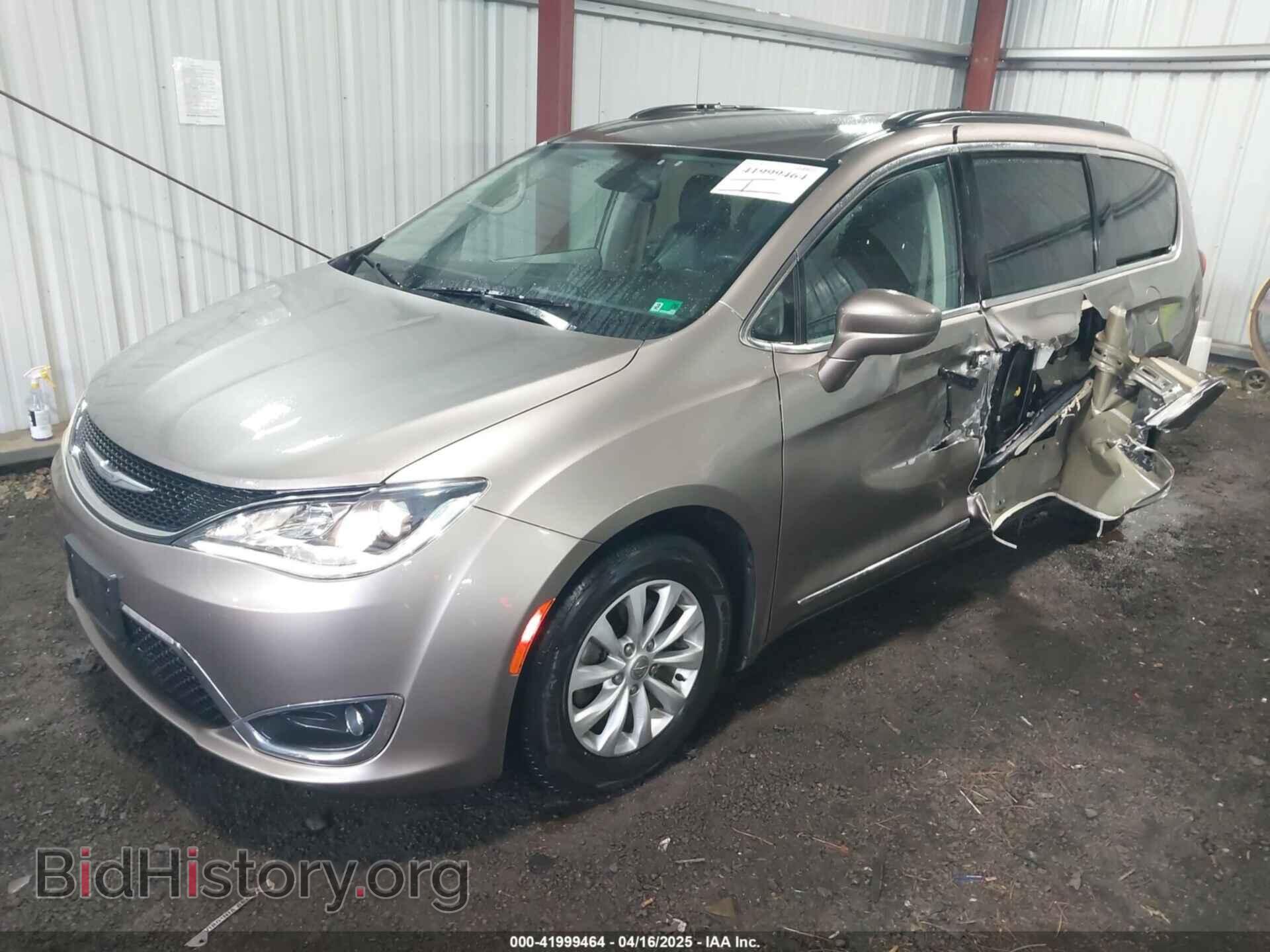 2017 CHRYSLER PACIFICA - VIN: 2C4RC1BG5HR565540 - Фото 2