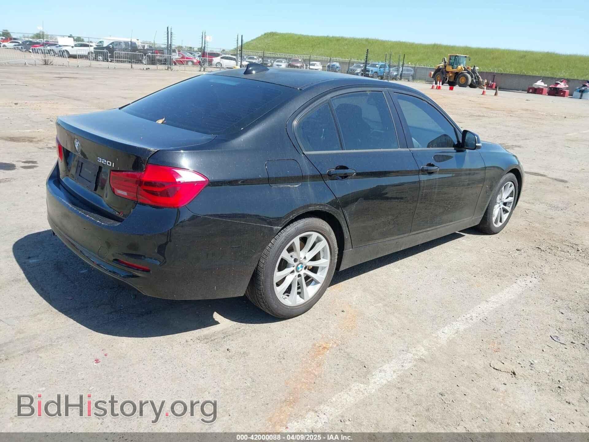 2016 BMW 320I - VIN: WBA8E1G53GNU11091 - Photo 4