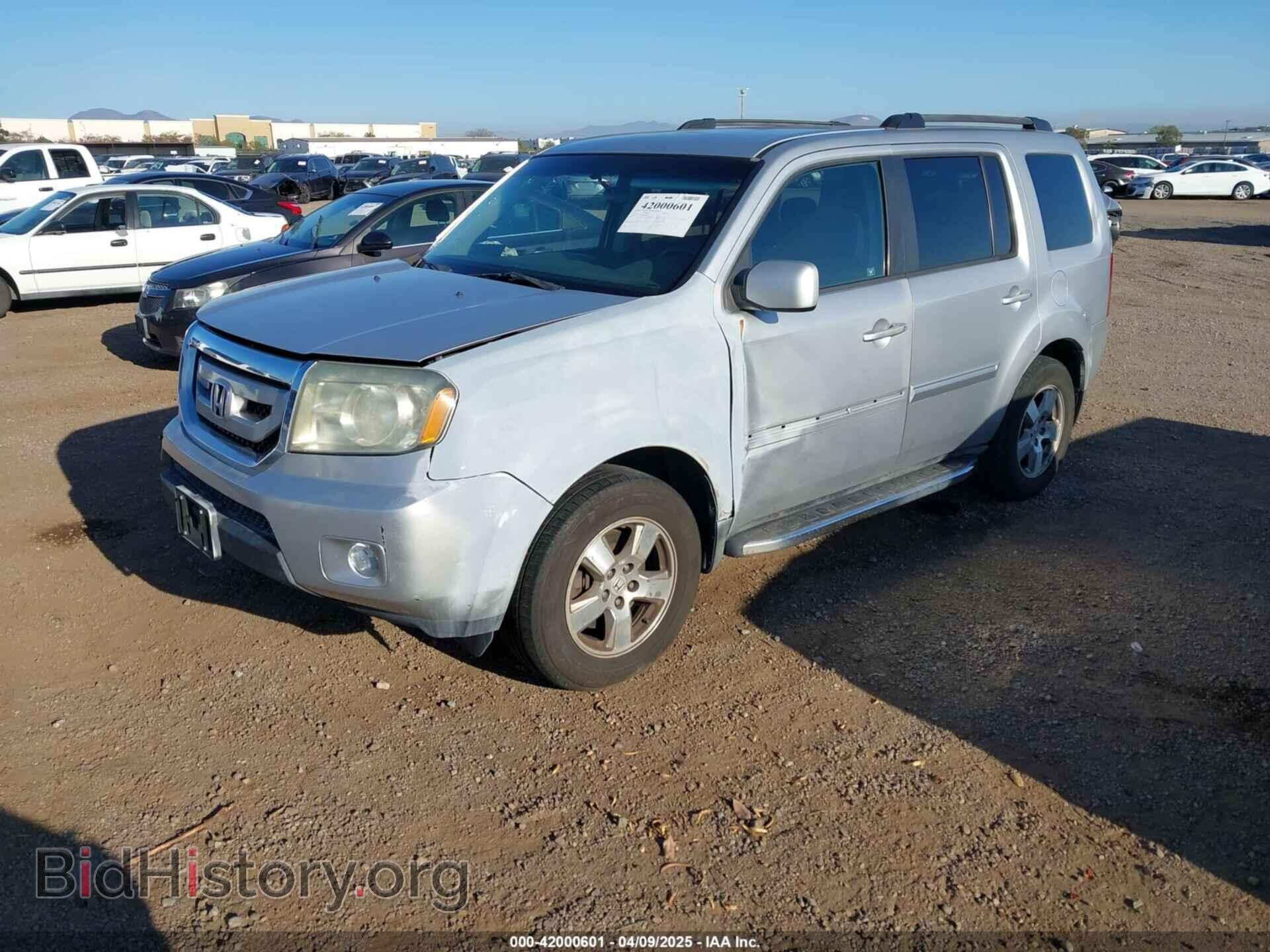 2011 HONDA PILOT - VIN: 5FNYF3H41BB018182 - Фото 2
