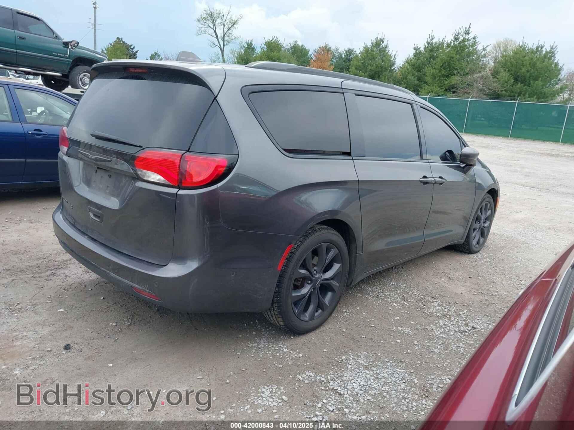2018 CHRYSLER PACIFICA - VIN: 2C4RC1BG7JR164237 - Фото 4