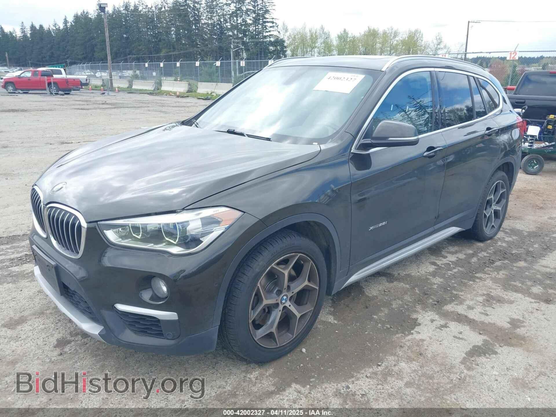 2016 BMW X1 - VIN: WBXHT3C32G5E53511 - Фото 2