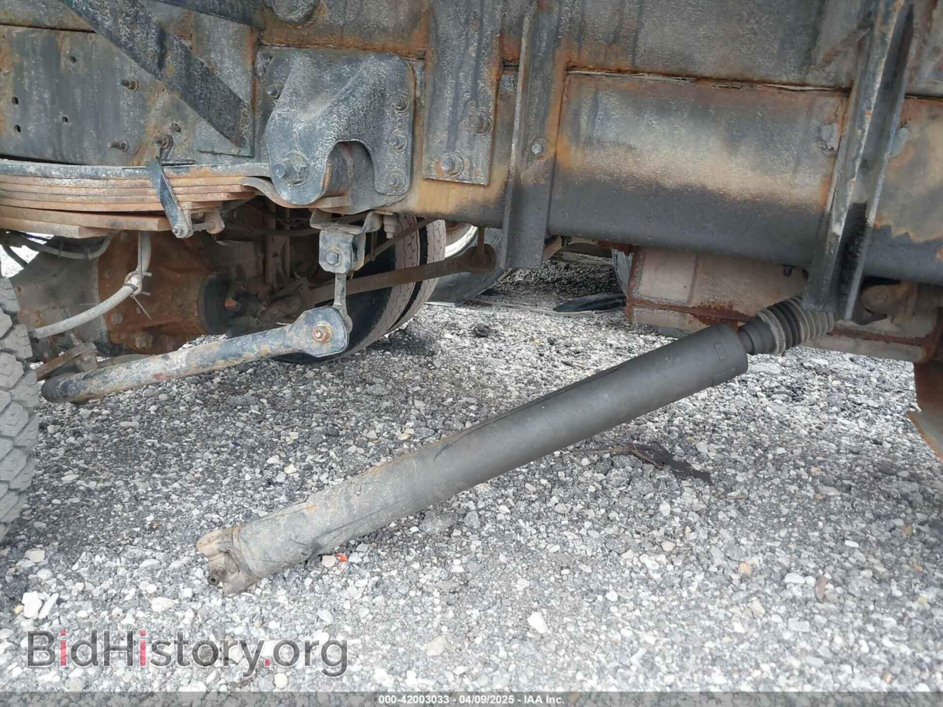 2006 GMC C4500 (VIN 1GDE4C3E66F402464) — photo 16 of 18