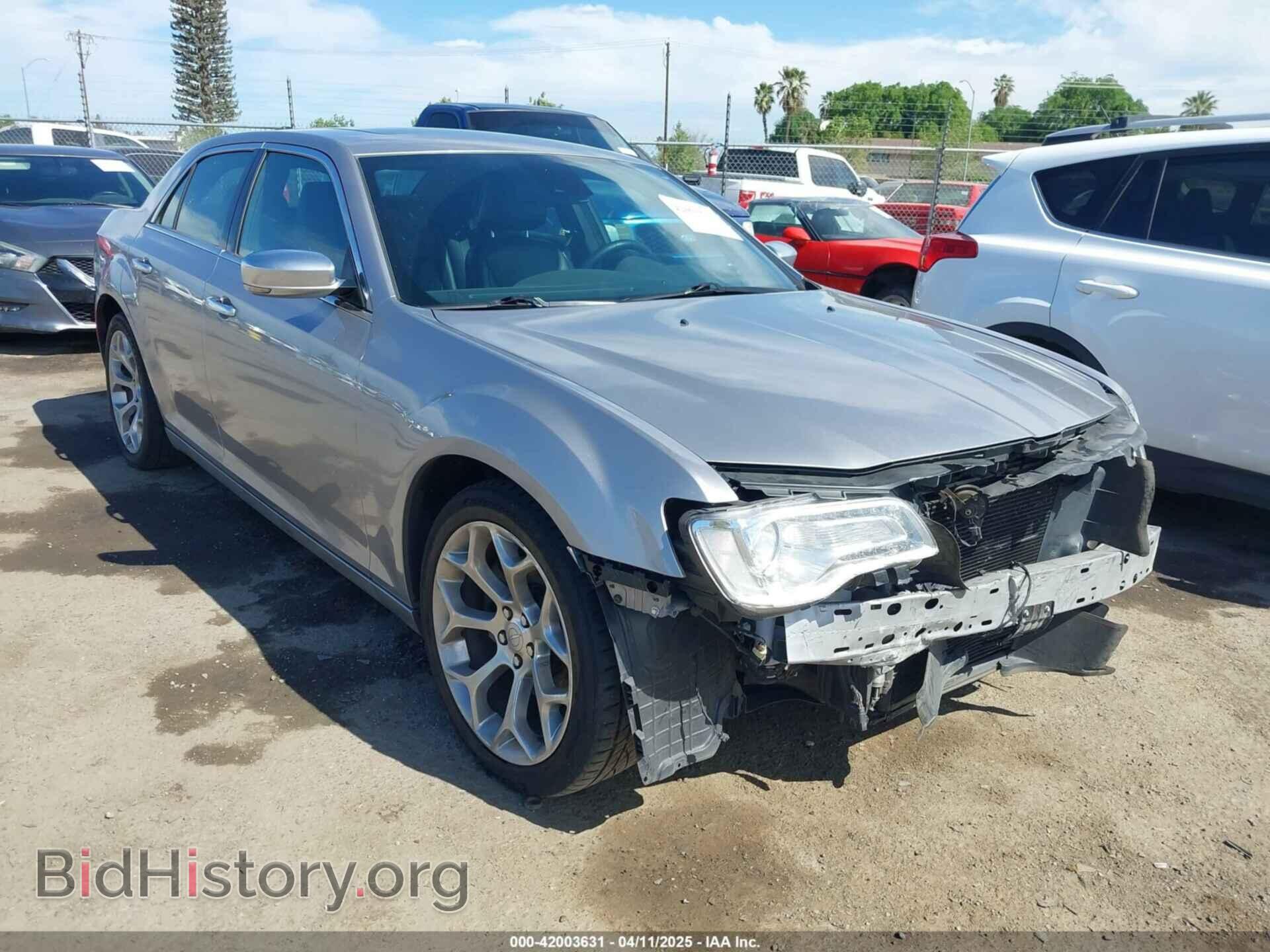 Фотография 2C3CCAPT1HH548403 - CHRYSLER 300C 2017