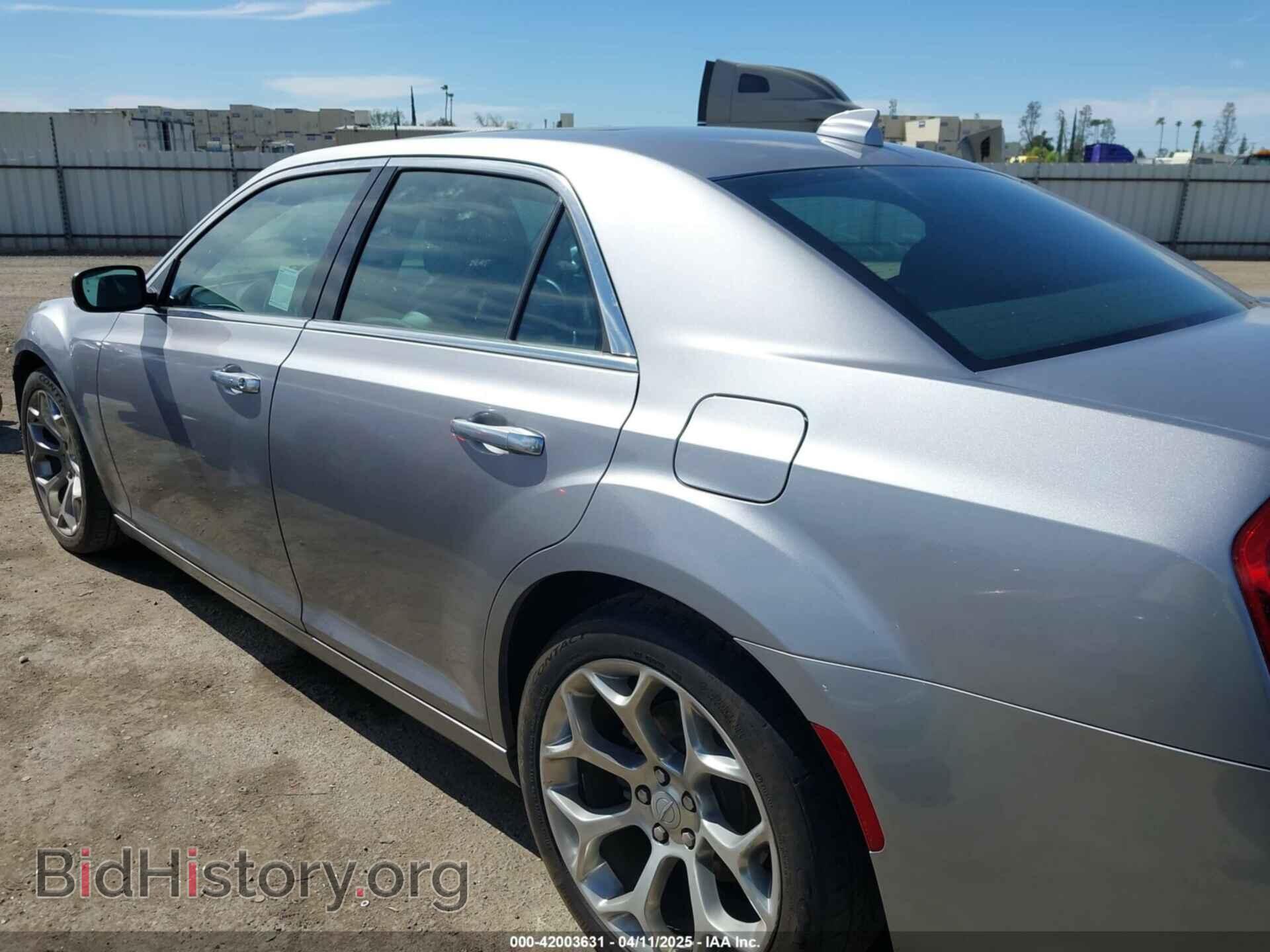 2017 CHRYSLER 300C - VIN: 2C3CCAPT1HH548403 - Photo 14