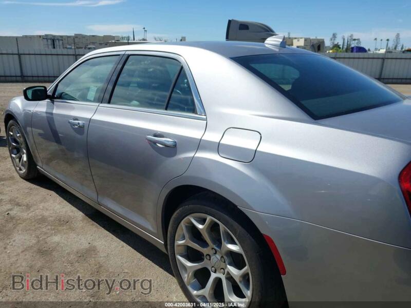 2017 Chrysler 300C (VIN 2C3CCAPT1HH548403) — photo 14 of 18