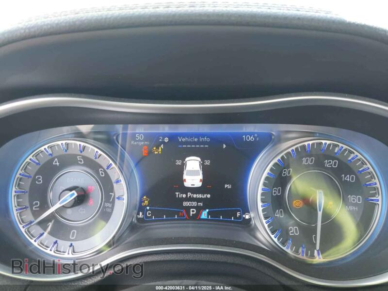 2017 Chrysler 300C (VIN 2C3CCAPT1HH548403) — photo 7 of 18