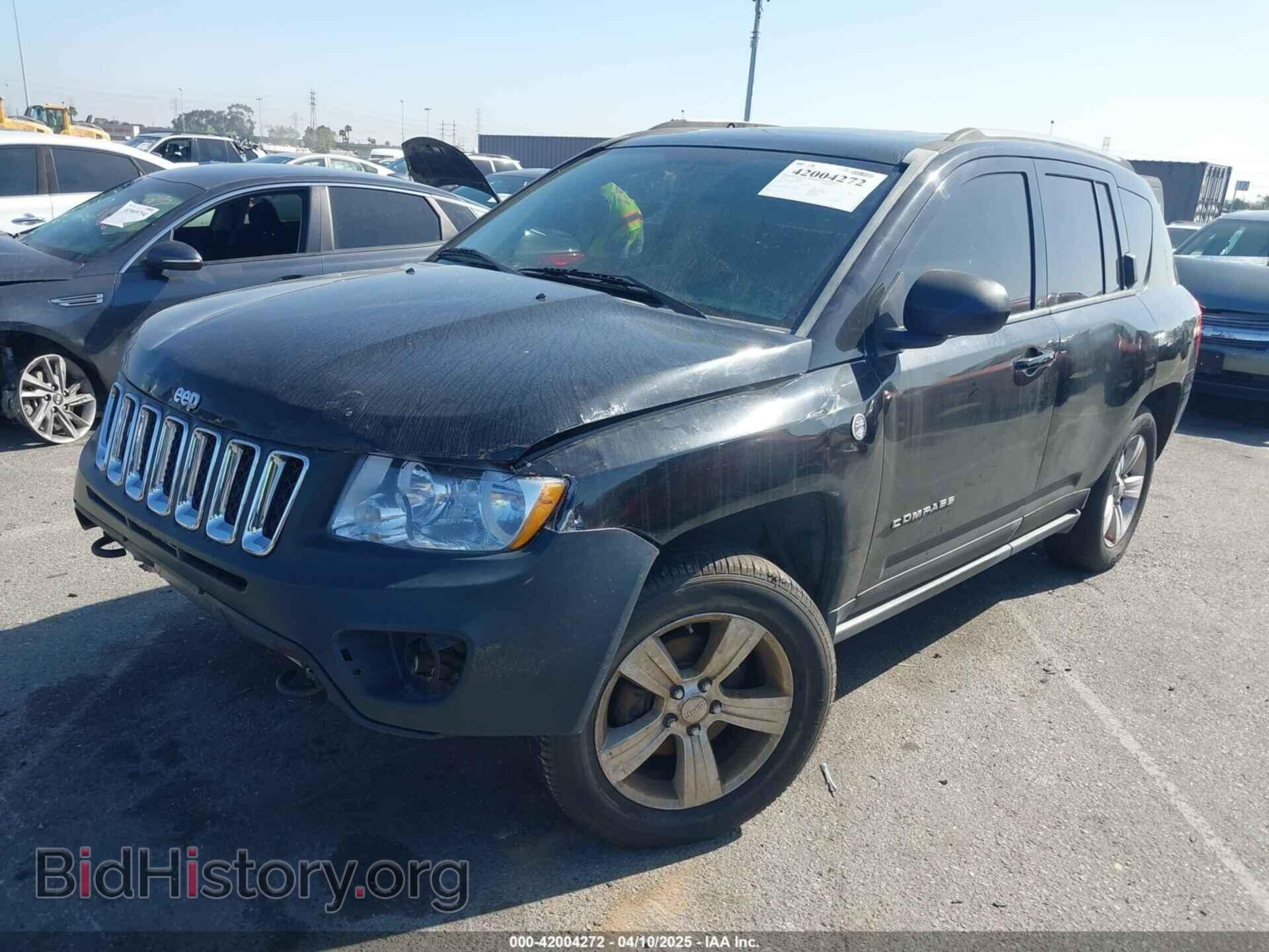 2012 JEEP COMPASS - VIN: 1C4NJDCB5CD566787 - Photo 2