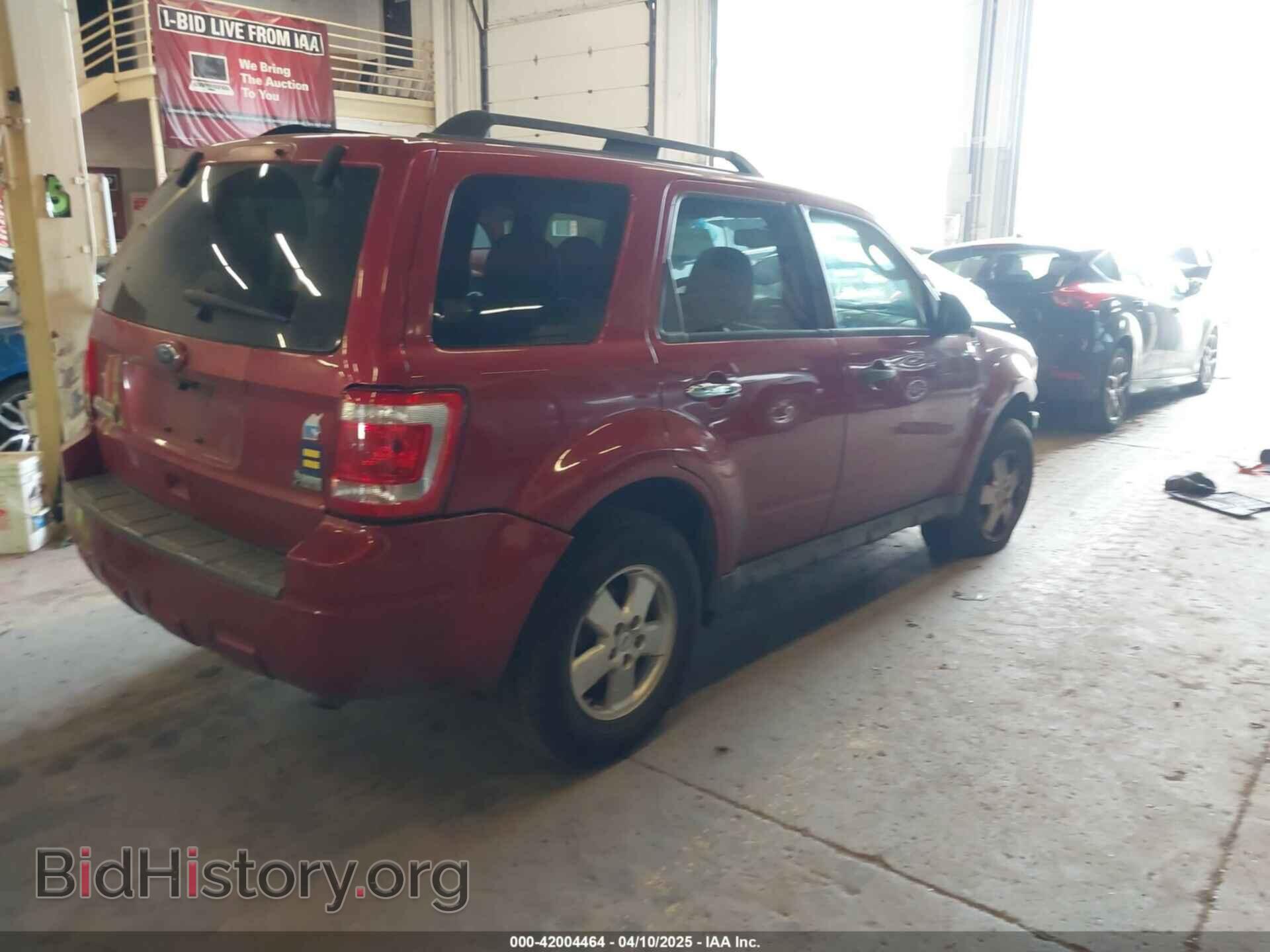 2011 FORD ESCAPE - VIN: 1FMCU0DG3BKB80084 - Фото 4
