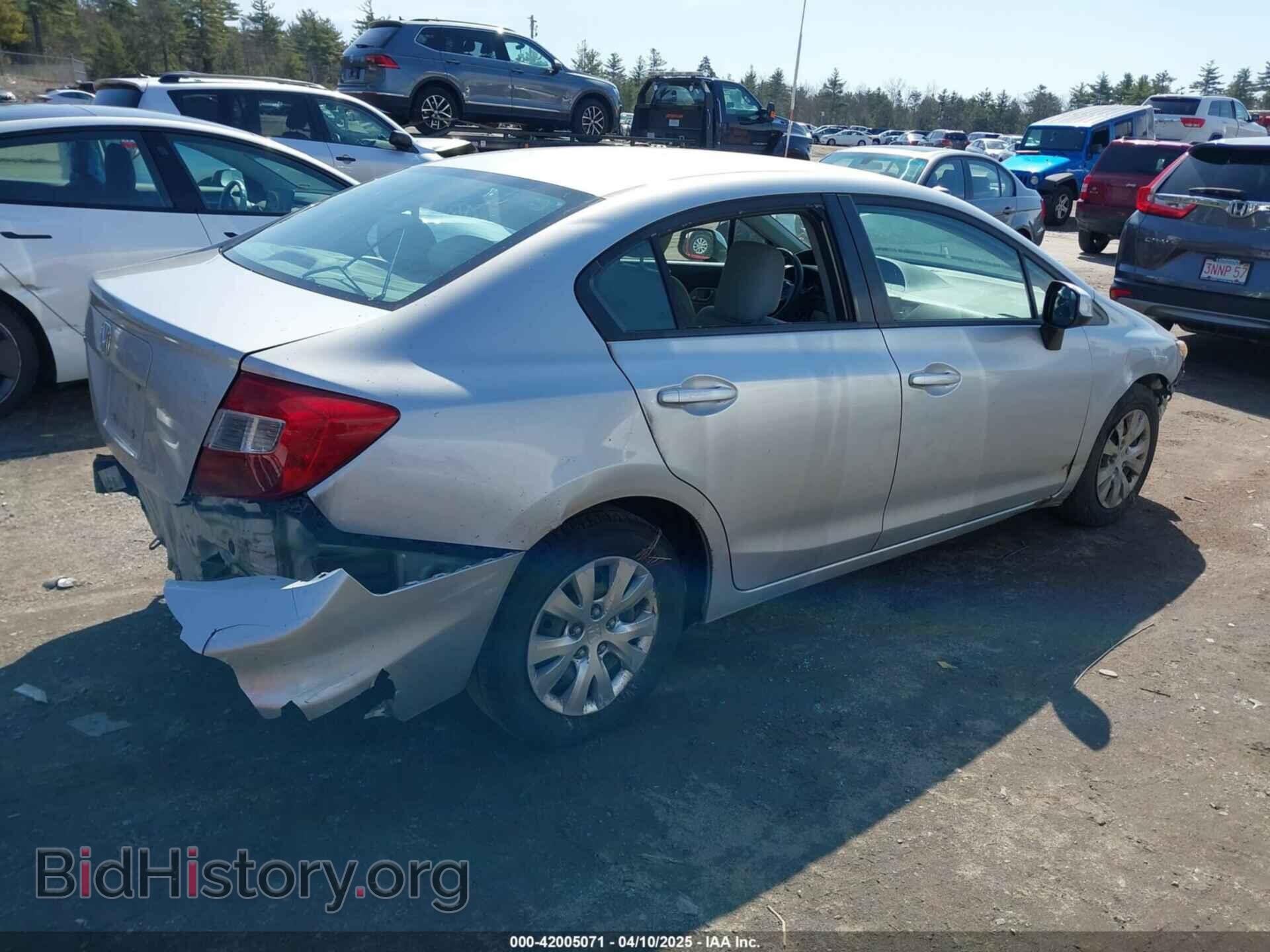 2012 HONDA CIVIC - VIN: 2HGFB2F50CH569063 - Фото 4
