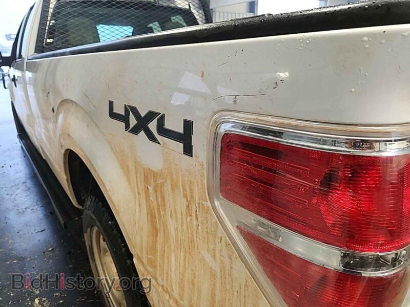 2014 Ford F150 (VIN 1FTVX1EF8EKD28038) — фото 6 из 33