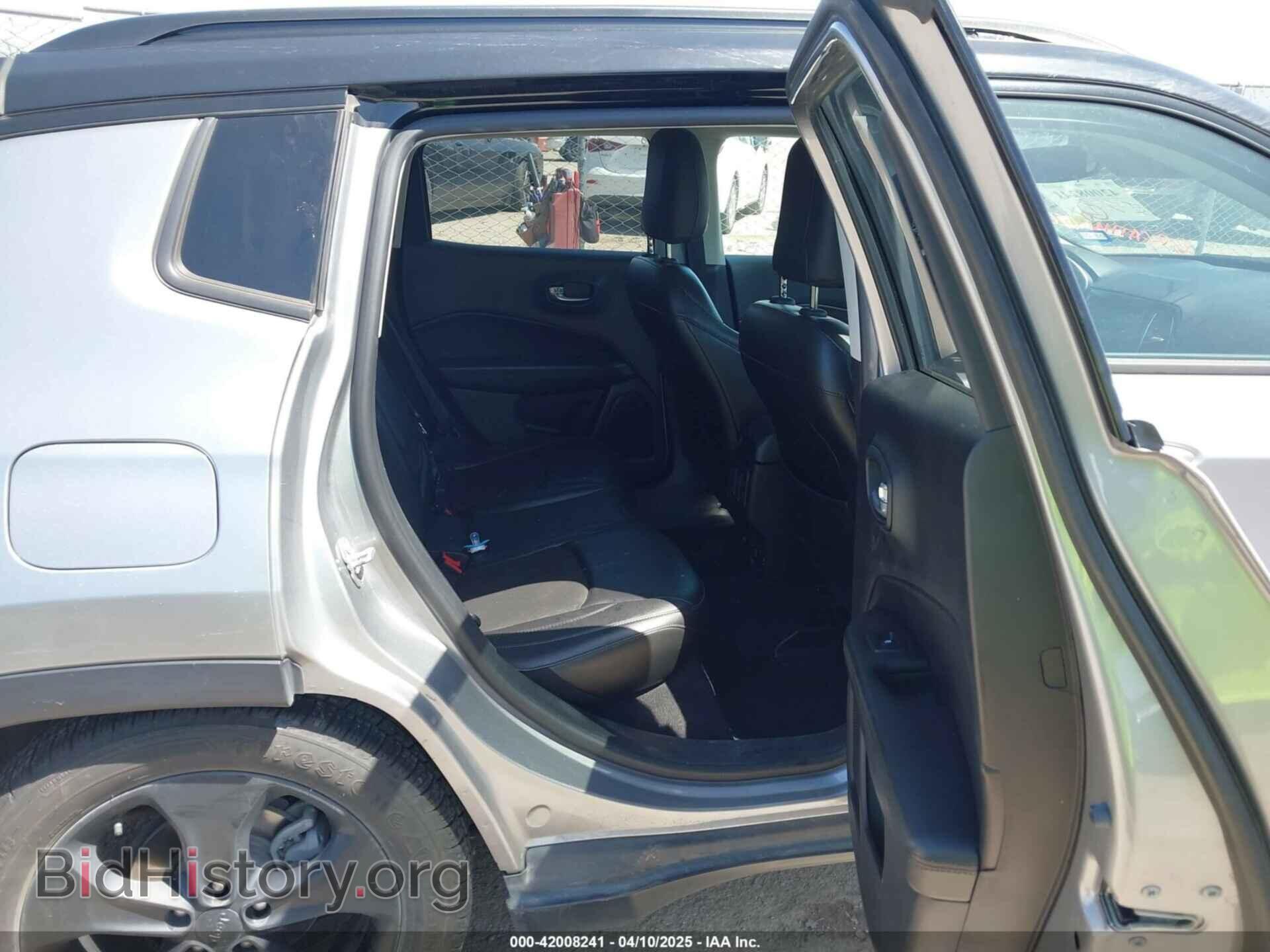 2018 JEEP COMPASS - VIN: 3C4NJDBB3JT304145 - Фото 8