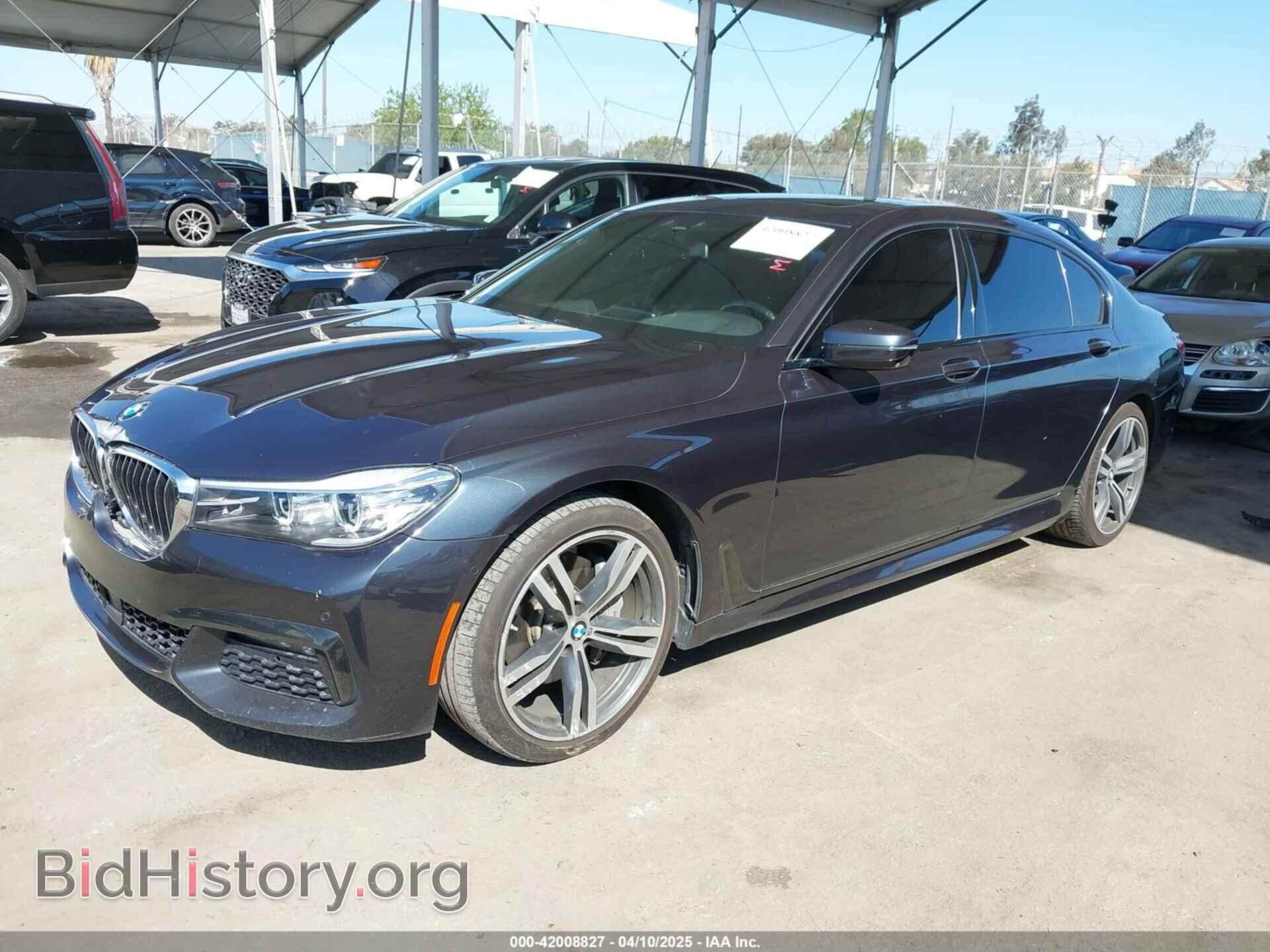 2019 BMW 740I - VIN: WBA7E2C53KB218375 - Фото 2