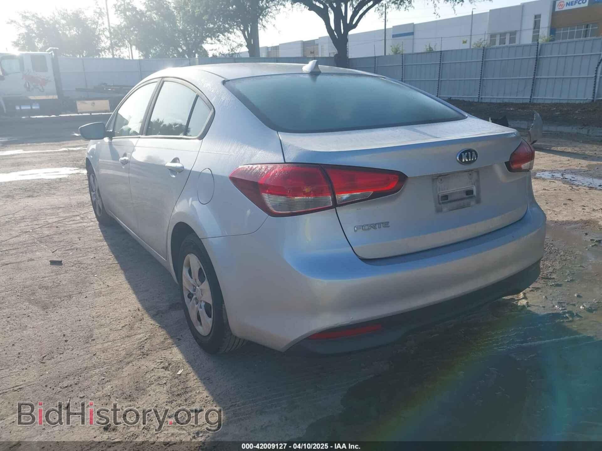 2017 KIA FORTE - VIN: 3KPFK4A71HE085778 - Фото 3