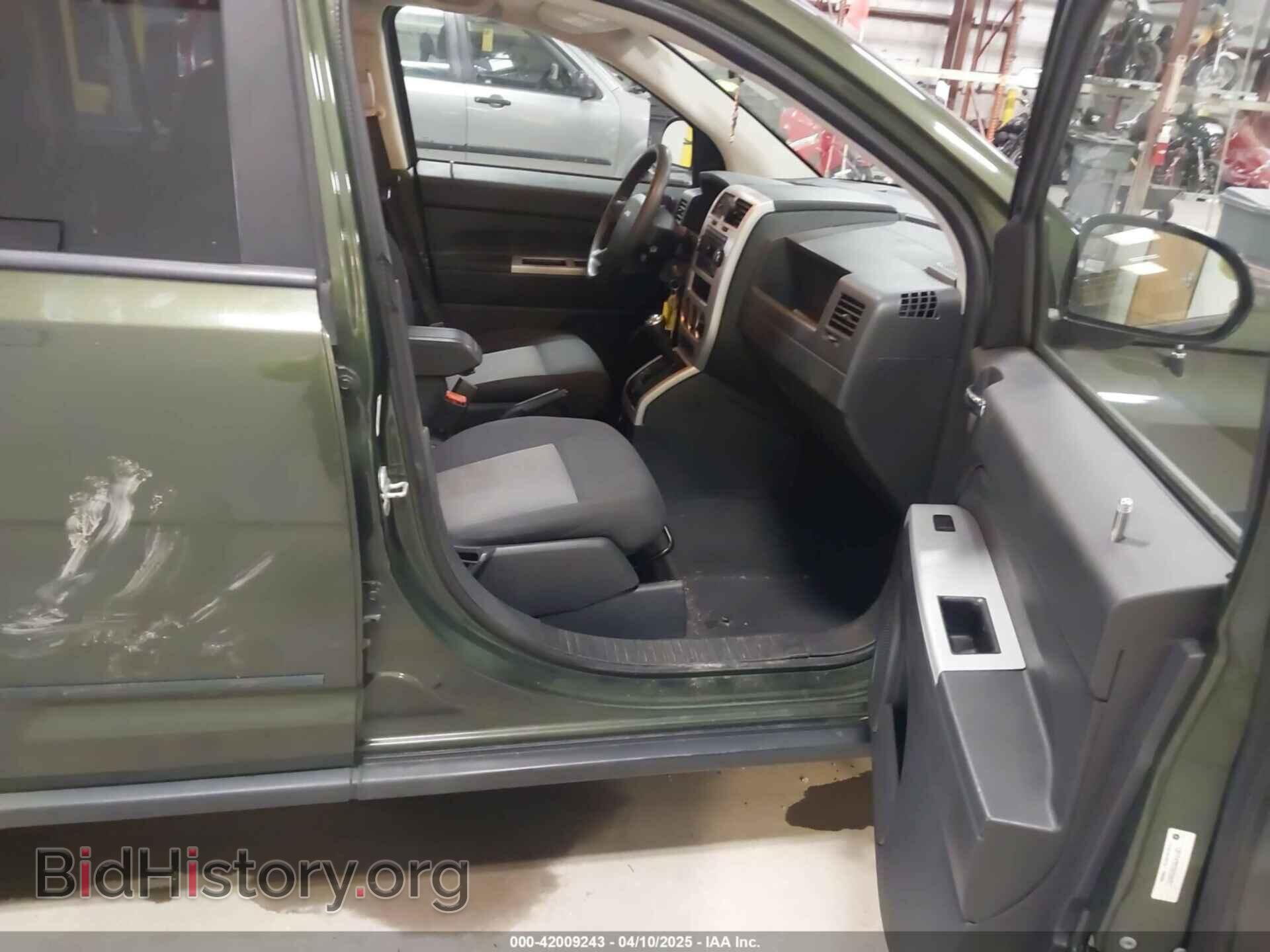 2008 JEEP COMPASS - VIN: 1J8FF47W28D534267 - Фото 5