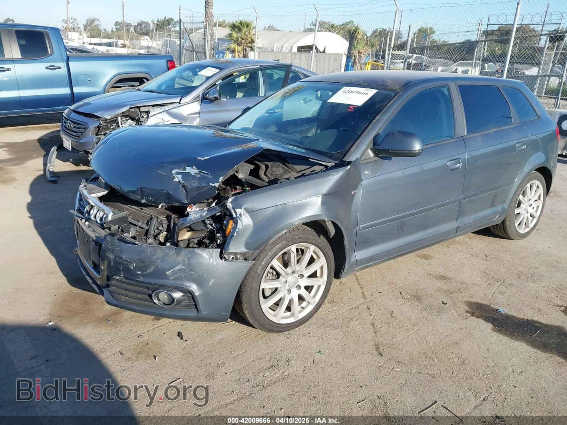 2010 AUDI A3 - VIN: WAUKEAFM6AA085011 - Фото 2