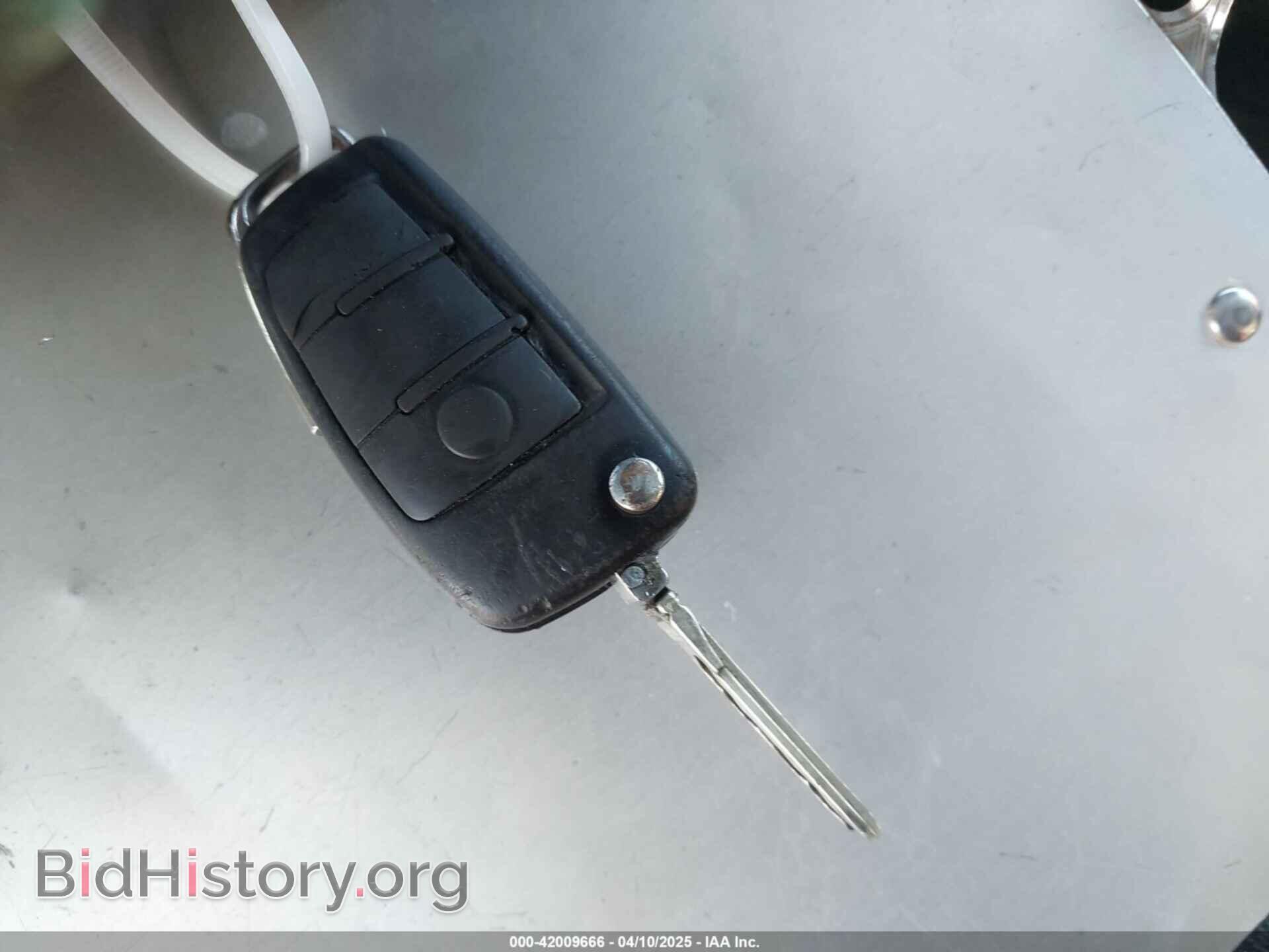 2010 AUDI A3 - VIN: WAUKEAFM6AA085011 - Фото 11