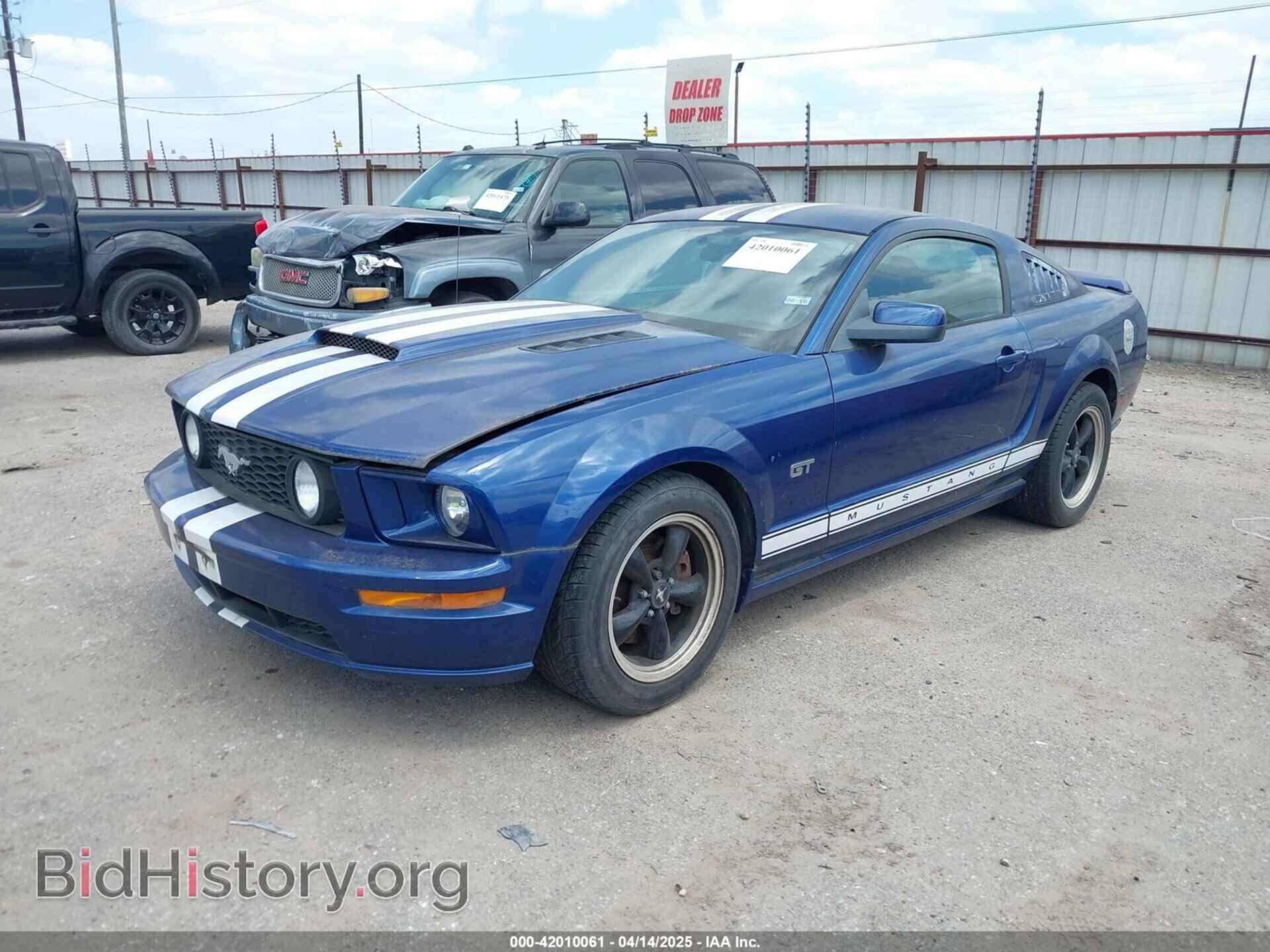 2006 FORD MUSTANG - VIN: 1ZVHT82H165212250 - Фото 2