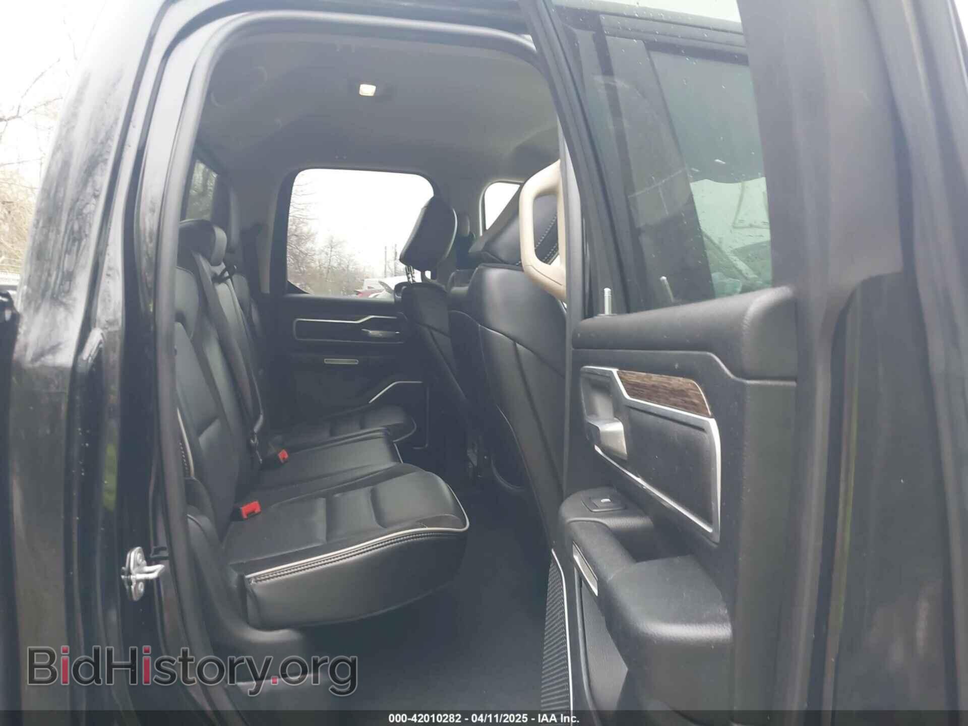 2020 RAM 1500 - VIN: 1C6SRFDT7LN307346 - Фото 8