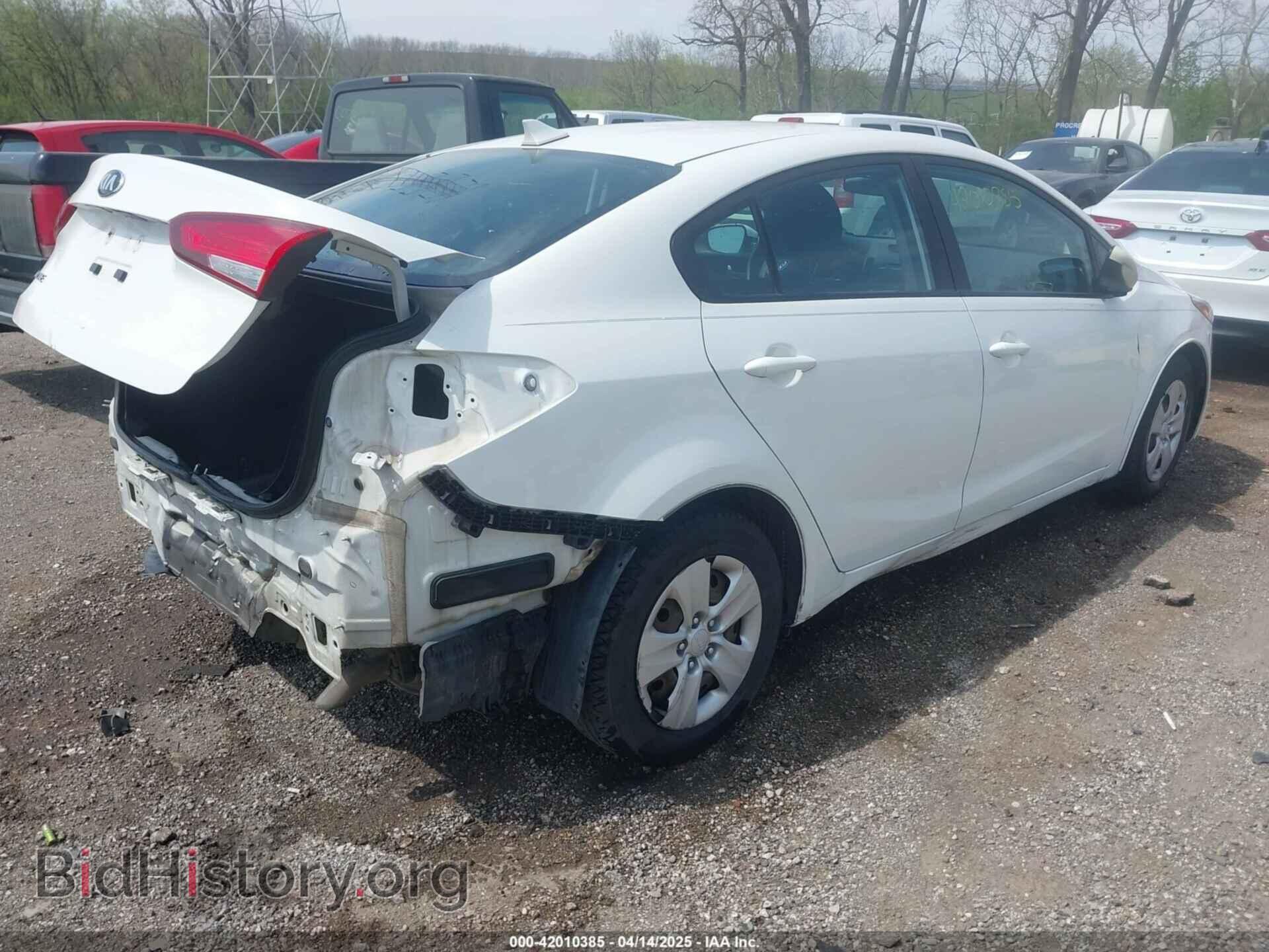 2017 KIA FORTE - VIN: 3KPFK4A76HE111114 - Фото 4