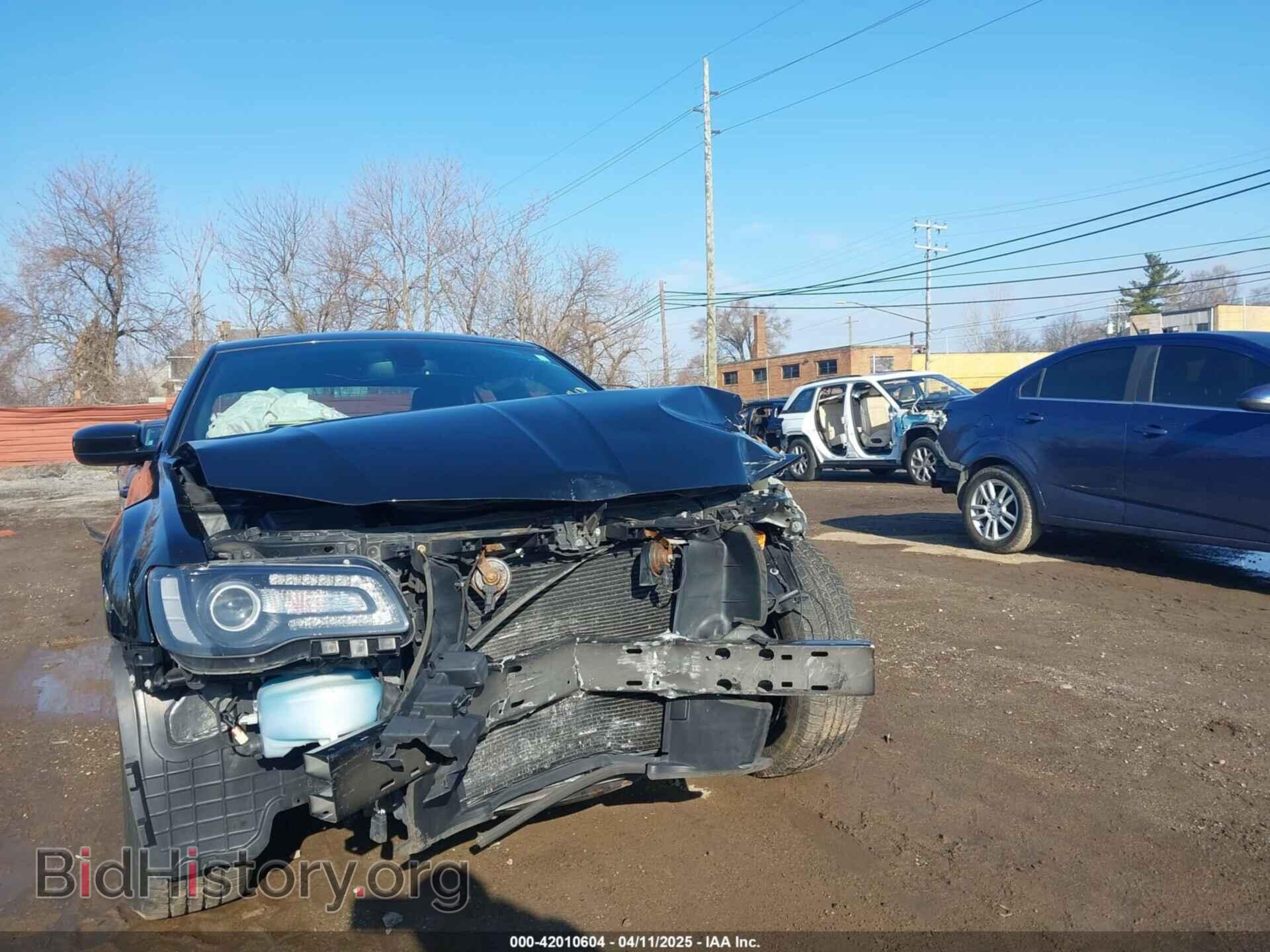 2016 CHRYSLER 300 - VIN: 2C3CCAGG0GH191555 - Фото 17