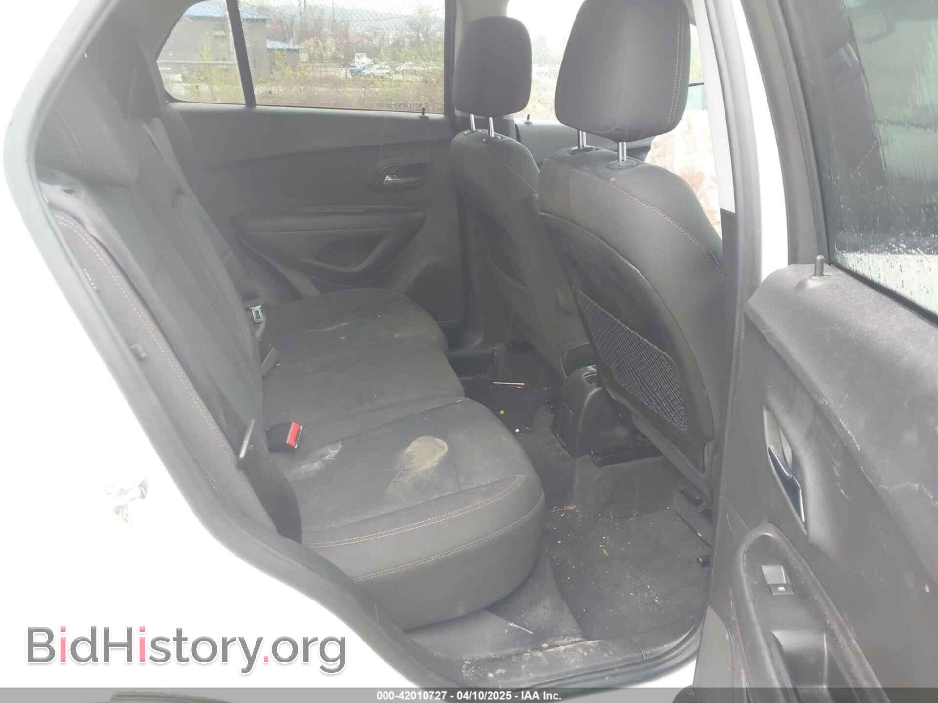 2019 CHEVROLET TRAX - VIN: 3GNCJNSB3KL216010 - Фото 8