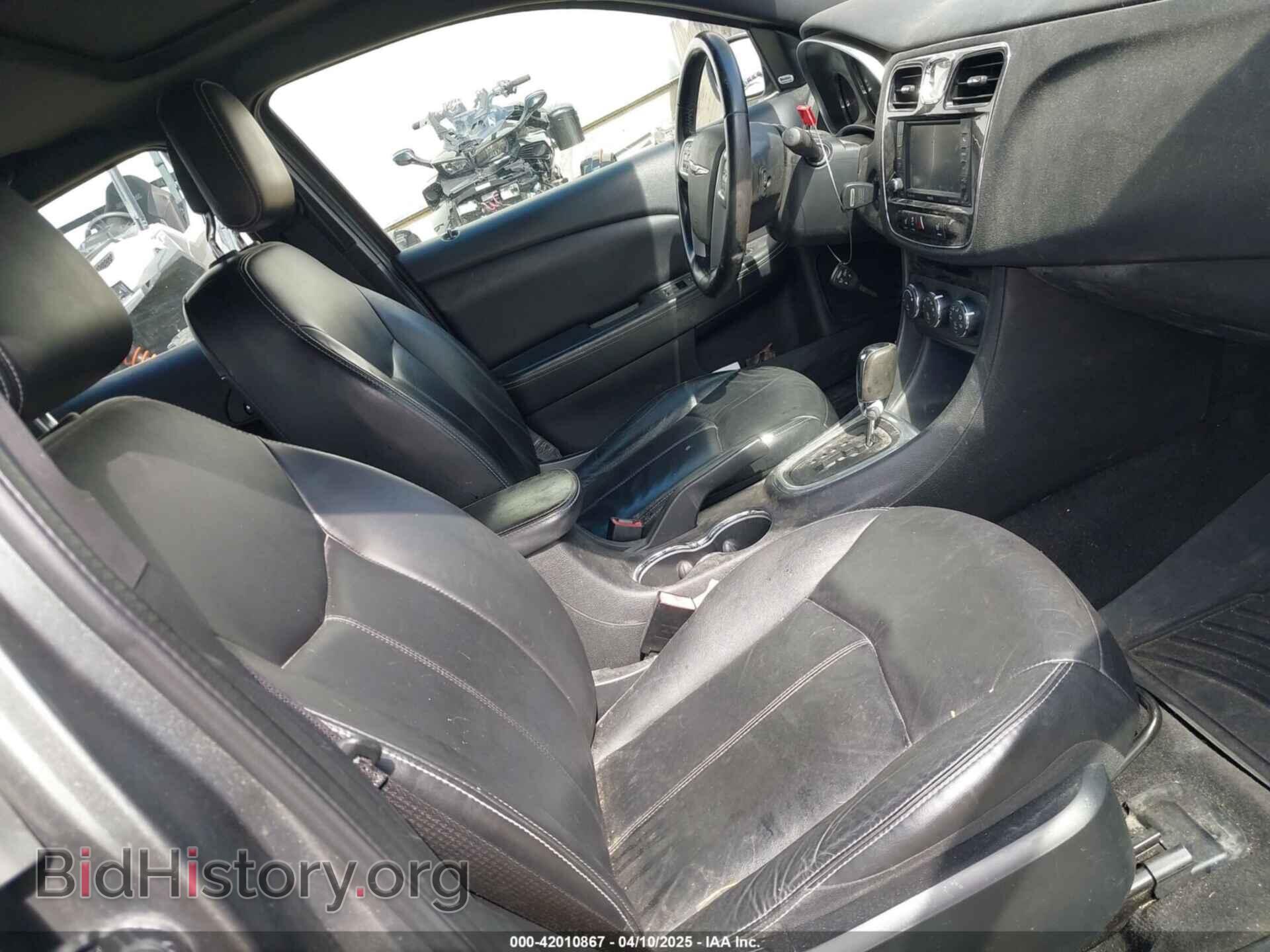 2011 CHRYSLER 200 - VIN: 1C3BC2FG5BN581683 - Фото 5