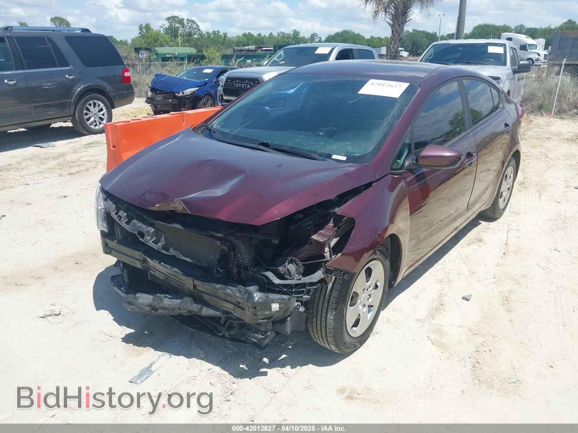 2017 KIA FORTE - VIN: 3KPFK4A78HE135379 - Фото 2