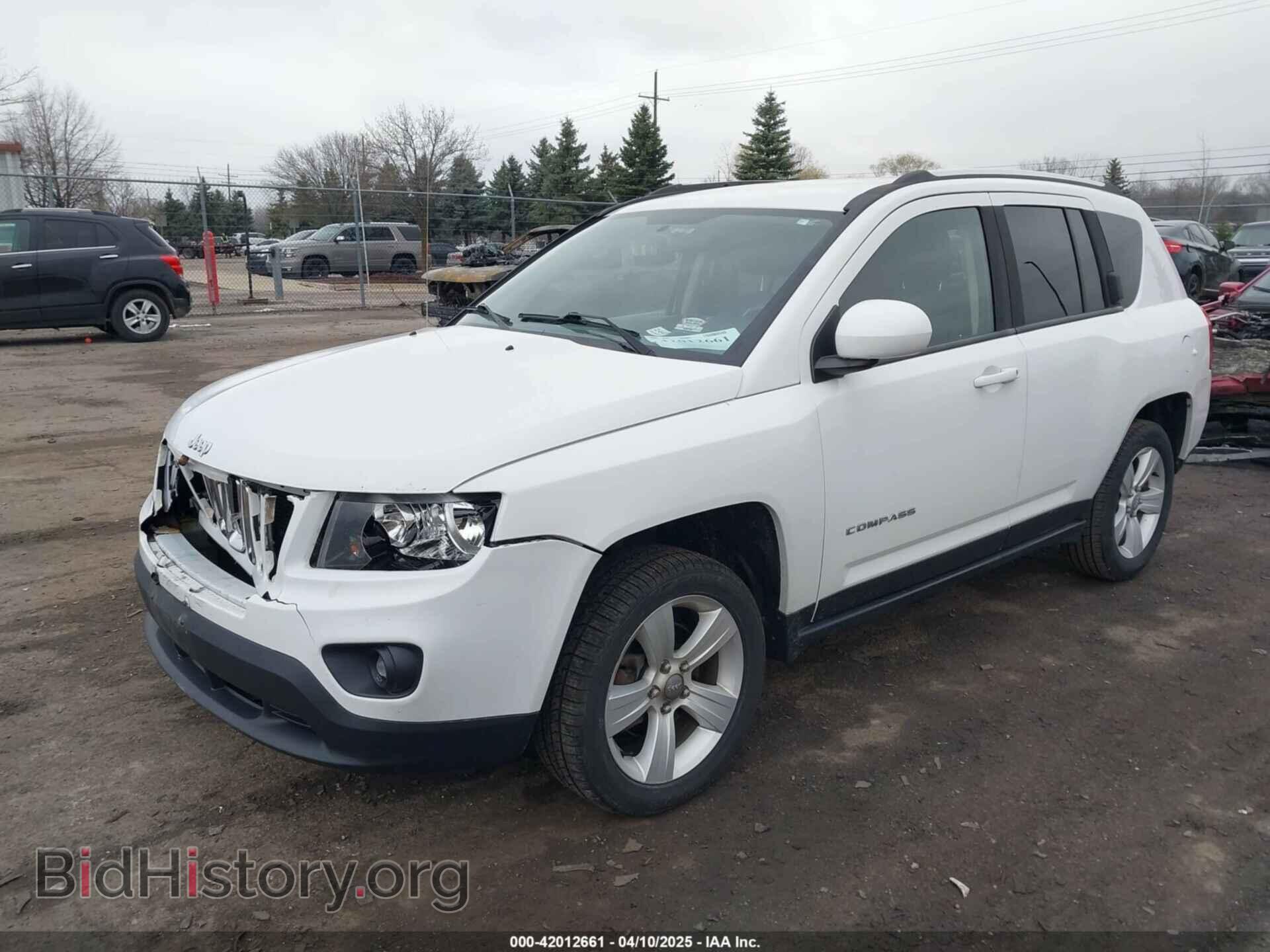 2014 JEEP COMPASS - VIN: 1C4NJDEB2ED528899 - Photo 2