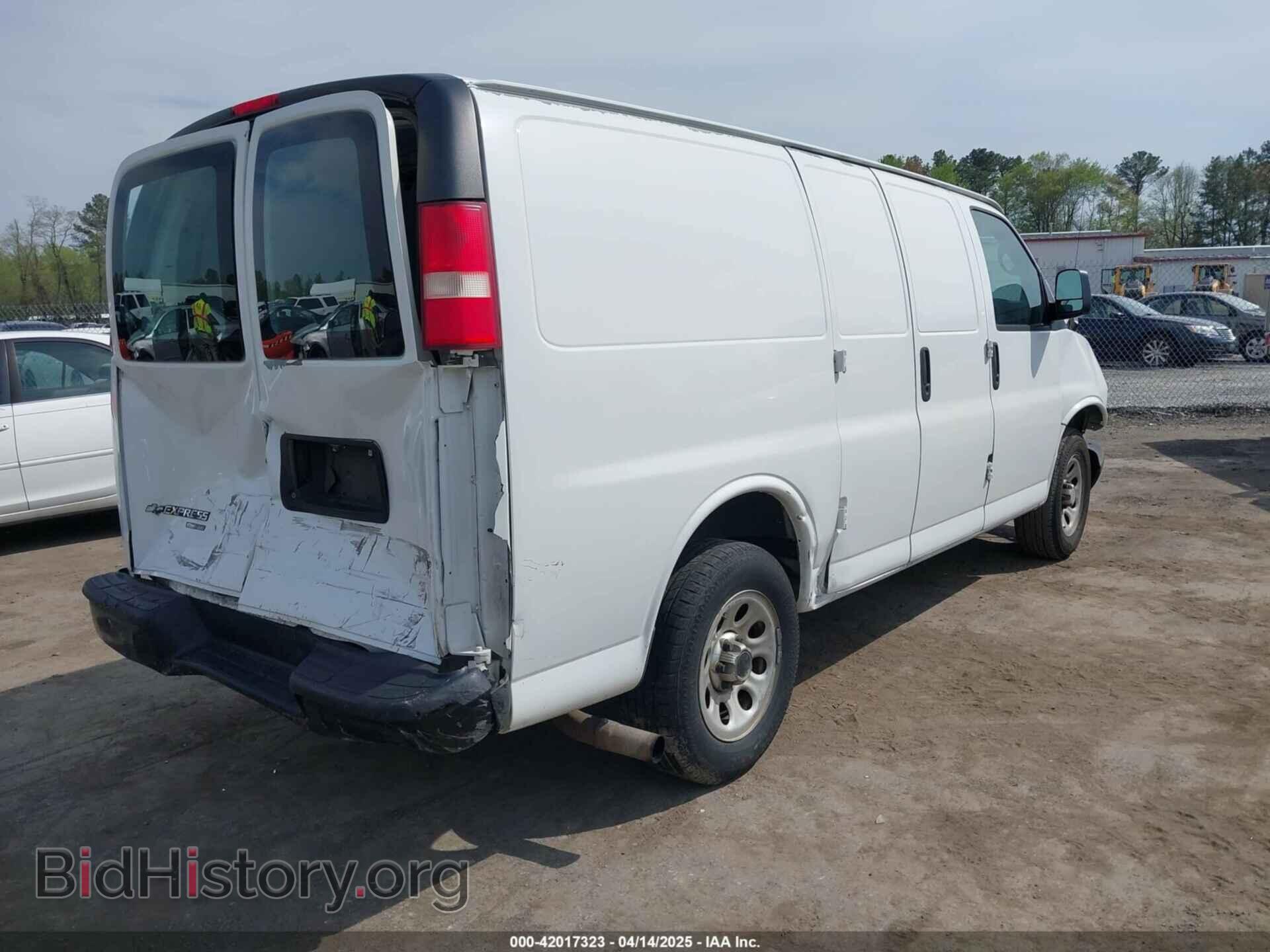 2013 CHEVROLET EXPRESS - VIN: 1GCSGAFX8D1118666 - Фото 4