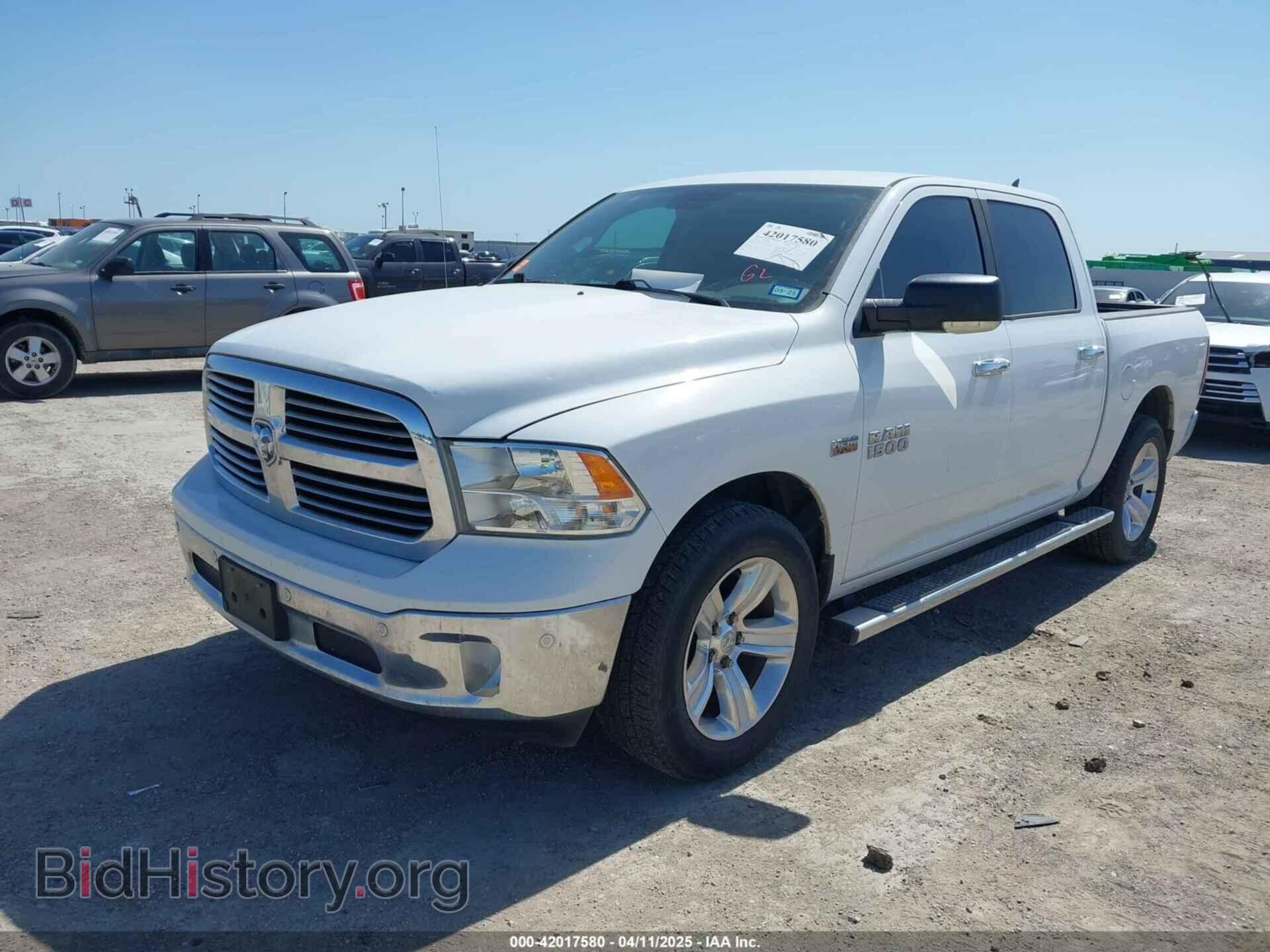 2016 RAM 1500 - VIN: 1C6RR6LT7GS233546 - Фото 2