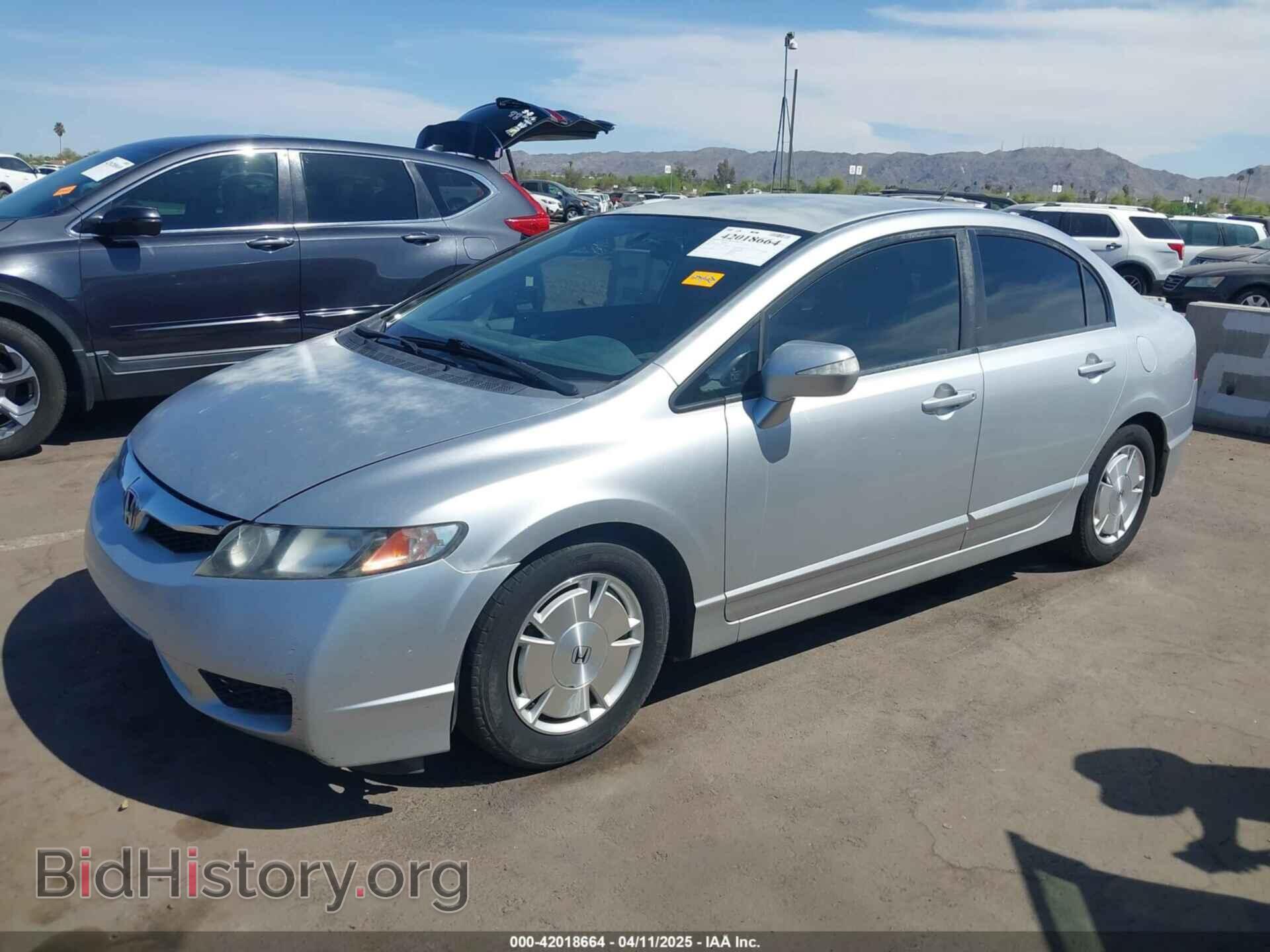 2010 HONDA CIVIC HYBRID - VIN: JHMFA3F25AS007712 - Фото 2