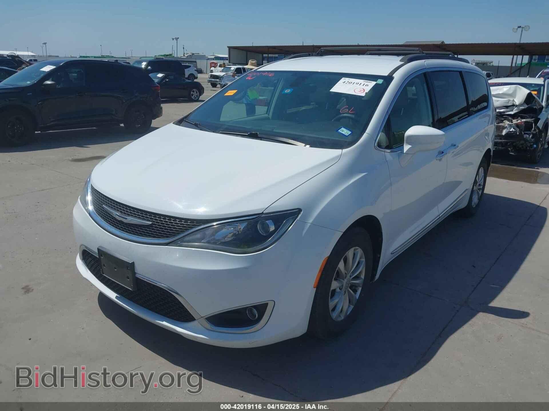 2017 CHRYSLER PACIFICA - VIN: 2C4RC1BGXHR759030 - Фото 2