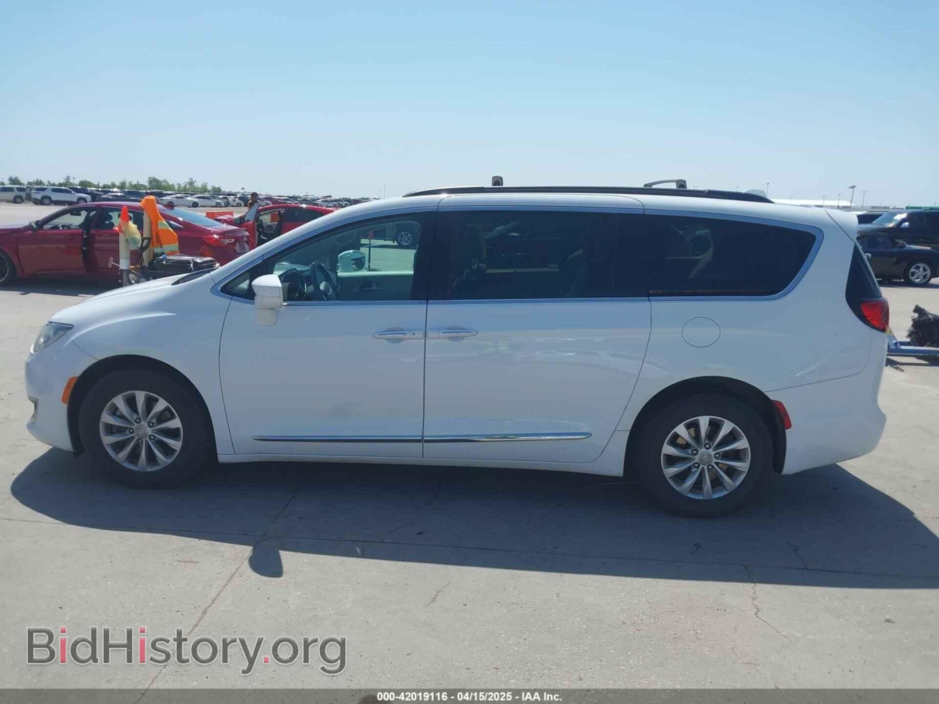2017 CHRYSLER PACIFICA - VIN: 2C4RC1BGXHR759030 - Фото 14