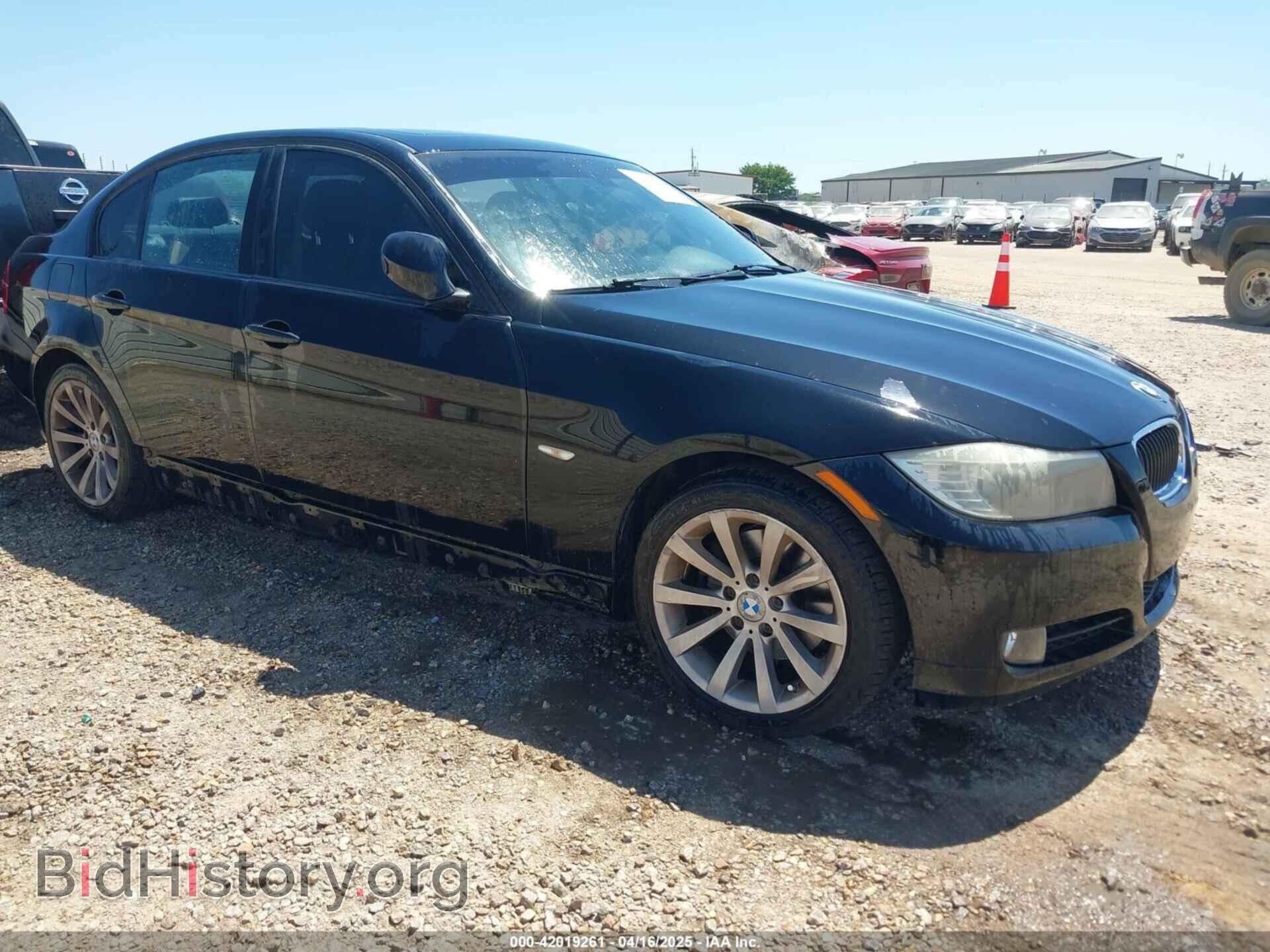 Фотография WBAPH7C59BE680801 - BMW 328I 2011