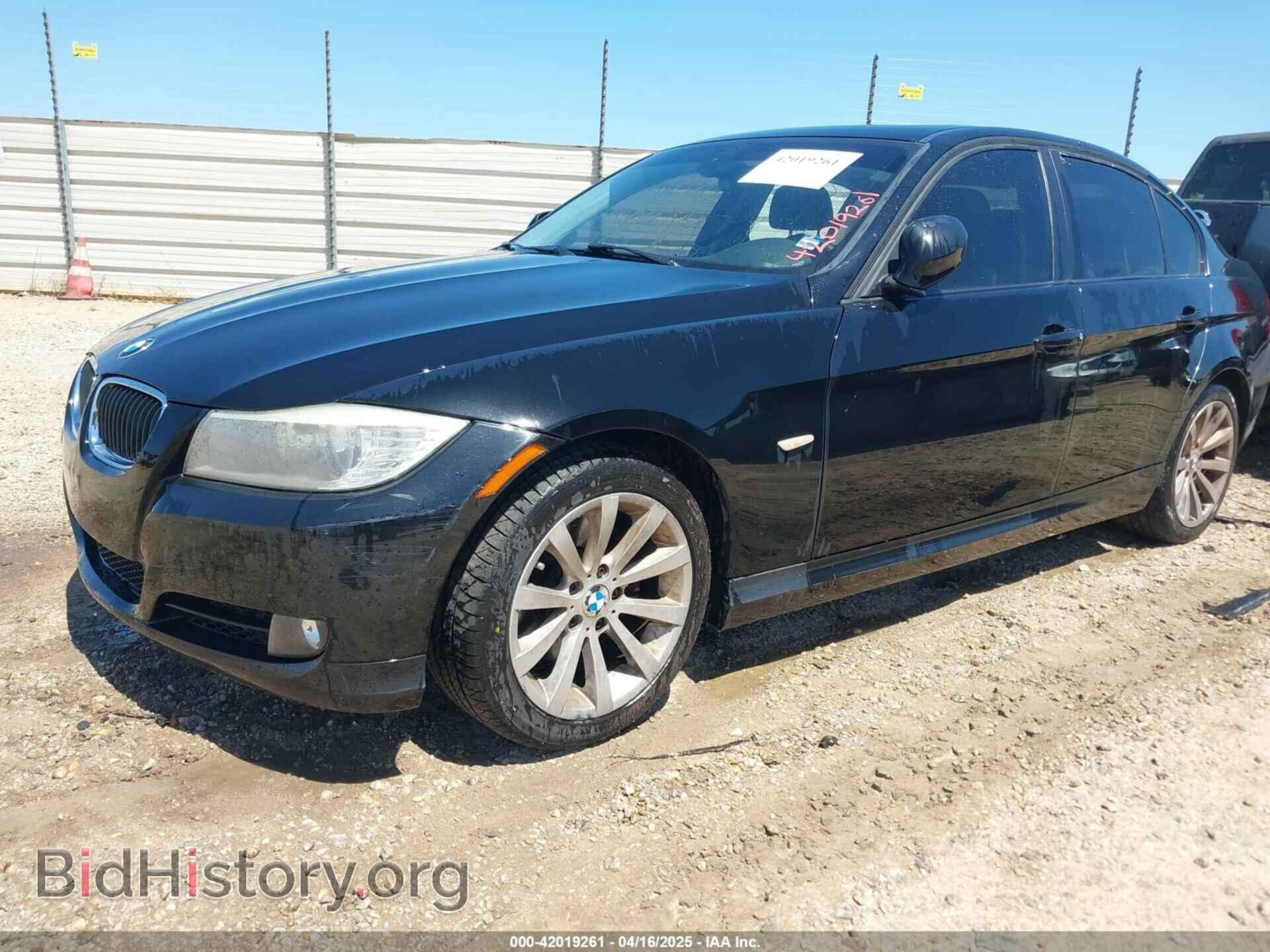 2011 BMW 328I - VIN: WBAPH7C59BE680801 - Фото 2