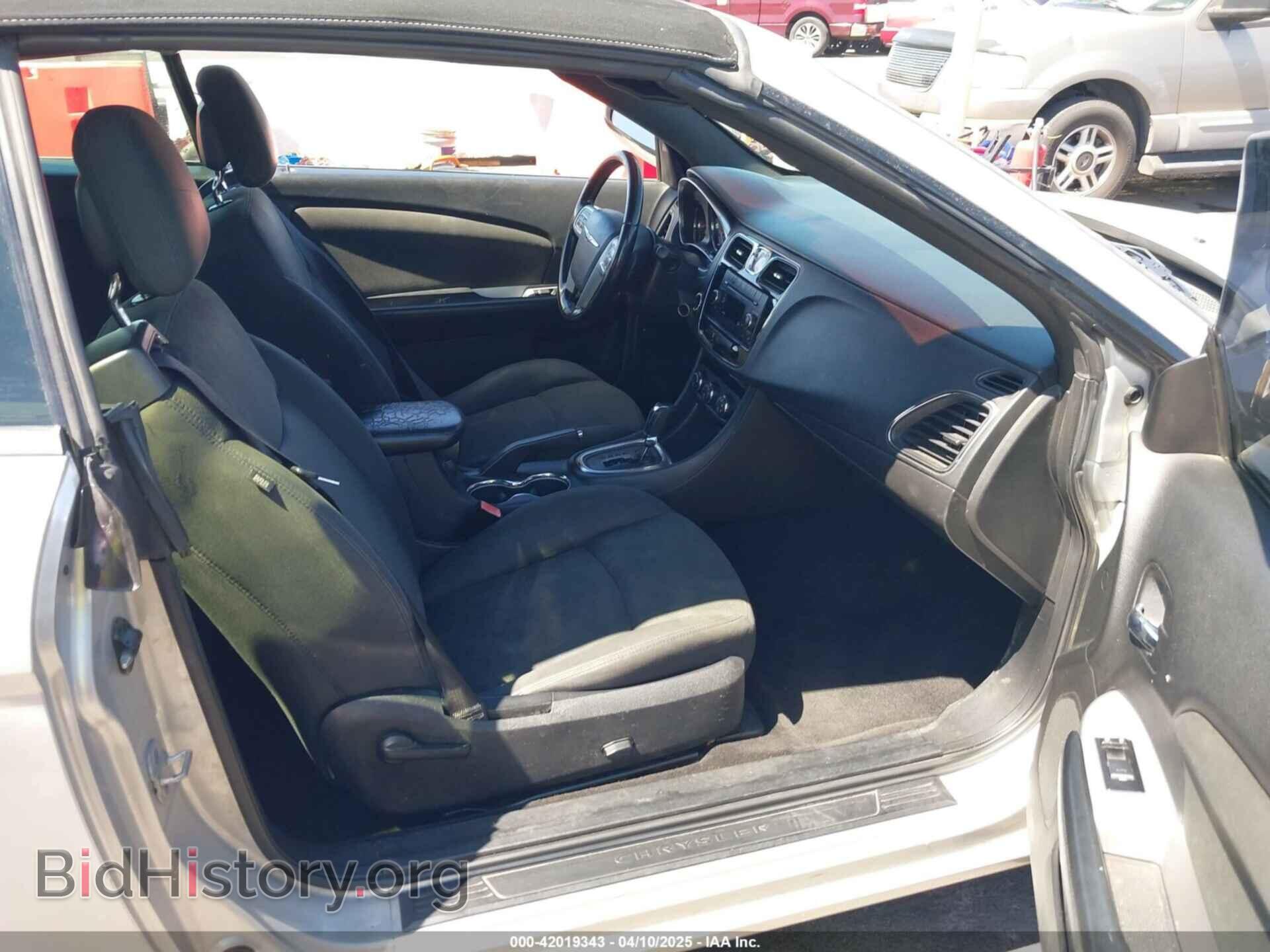 2011 CHRYSLER 200 - VIN: 1C3BC2EB2BN607016 - Фото 5