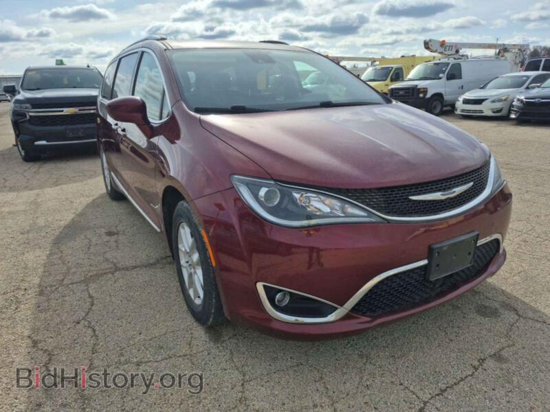 2020 Chrysler PACIFICA (VIN 2C4RC1BG7LR136232) — photo 2 of 23